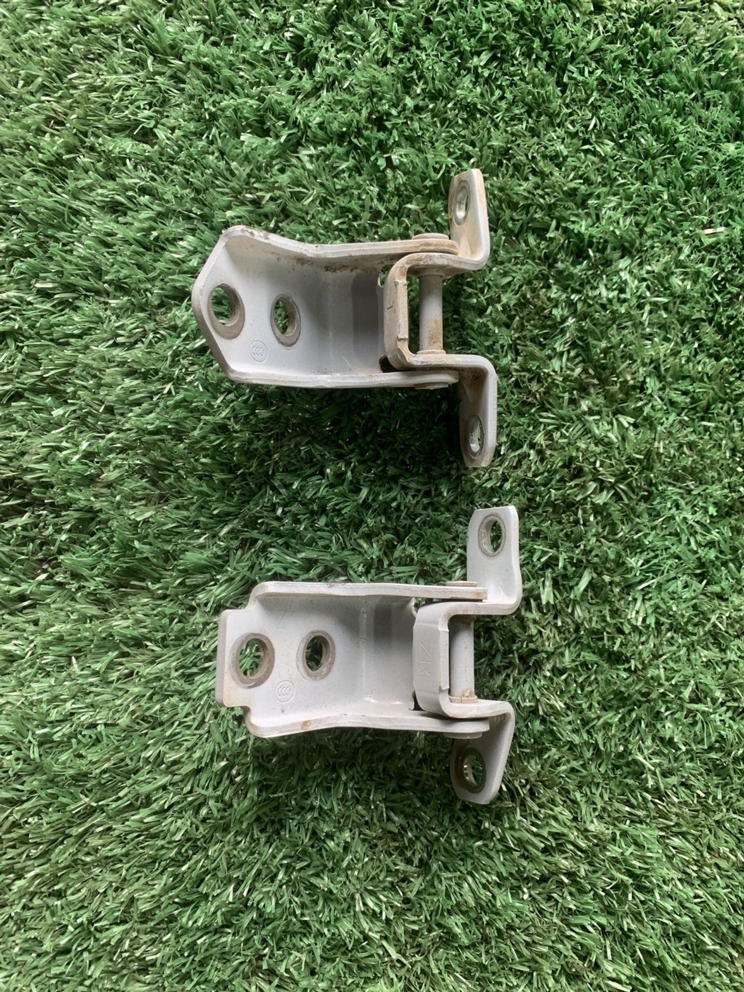 https://gcs.partsauto.market/rn-stockpro.appspot.com/thmbs/userImages/f92b14355489e3b224da6399a17e0798/part/35464bd3-149f-48a0-baed-0d90c3e5a057_1750427024092.jpg