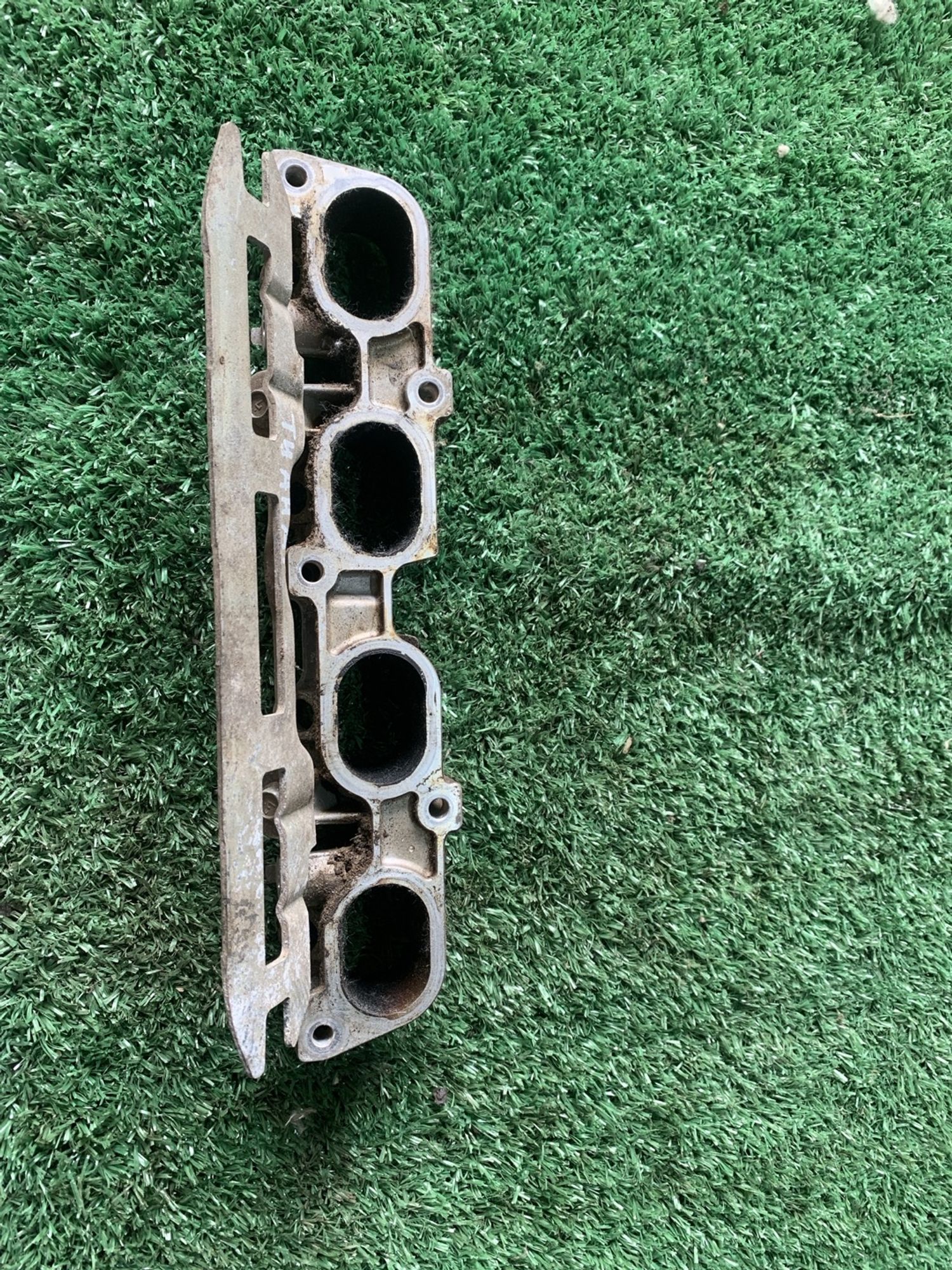 https://gcs.partsauto.market/rn-stockpro.appspot.com/thmbs/userImages/f92b14355489e3b224da6399a17e0798/part/361856a6-cfe4-482e-ab14-4ef283ed8c70_1749732646655.jpg