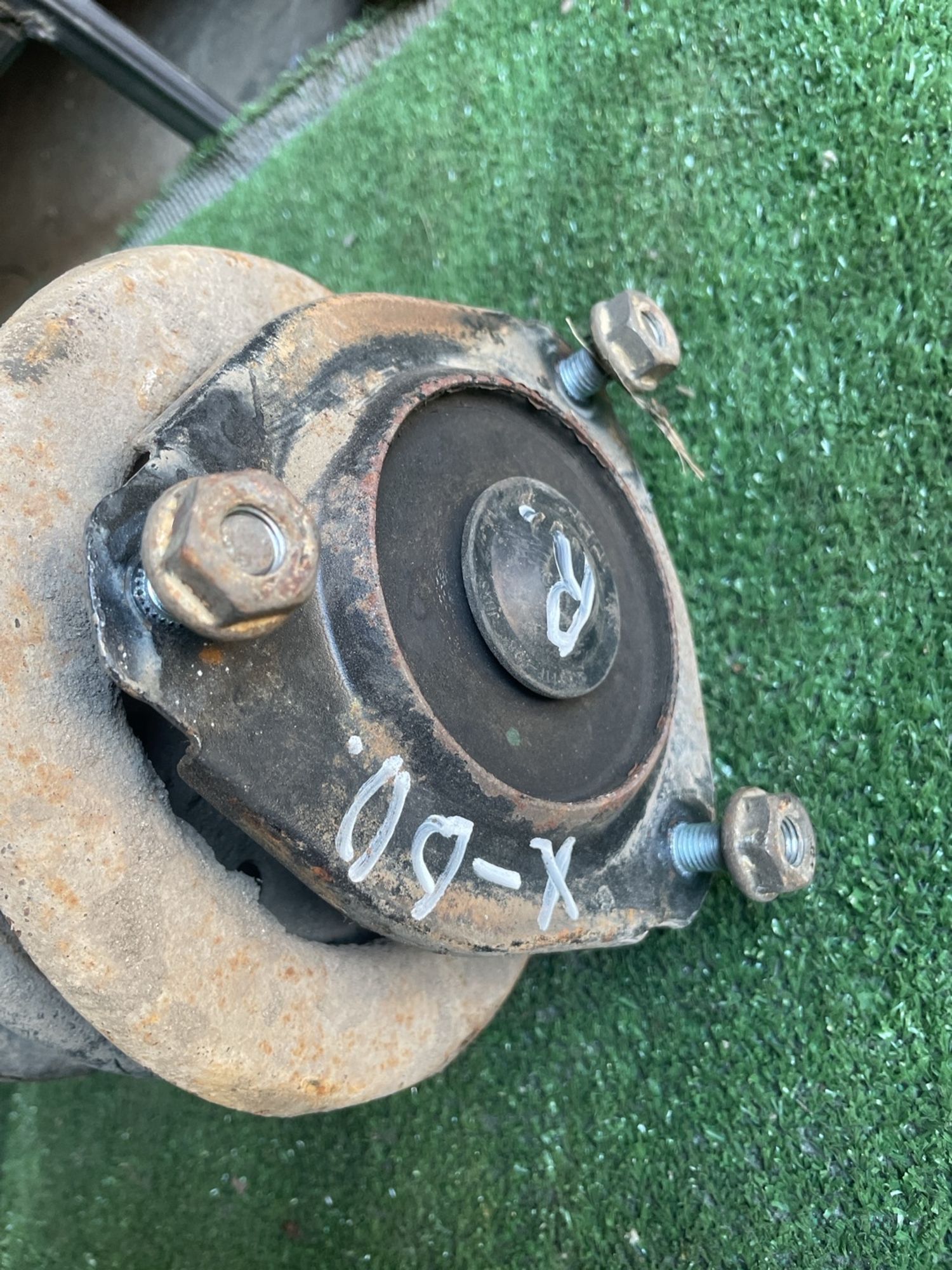 https://gcs.partsauto.market/rn-stockpro.appspot.com/thmbs/userImages/f92b14355489e3b224da6399a17e0798/part/36d5536b-24cd-4867-9e30-3a47c135fdab_1747990425306.jpg