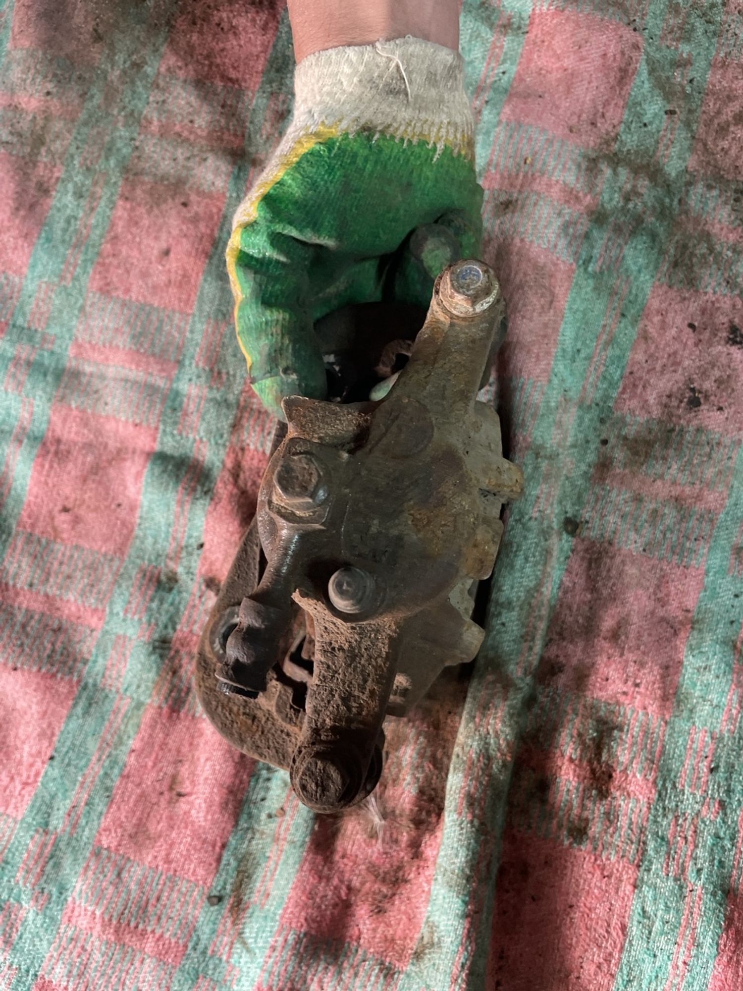 https://gcs.partsauto.market/rn-stockpro.appspot.com/thmbs/userImages/f92b14355489e3b224da6399a17e0798/part/3852eb7b-d9e6-4ac4-8302-7e2676c947d1_1746279154136.jpg