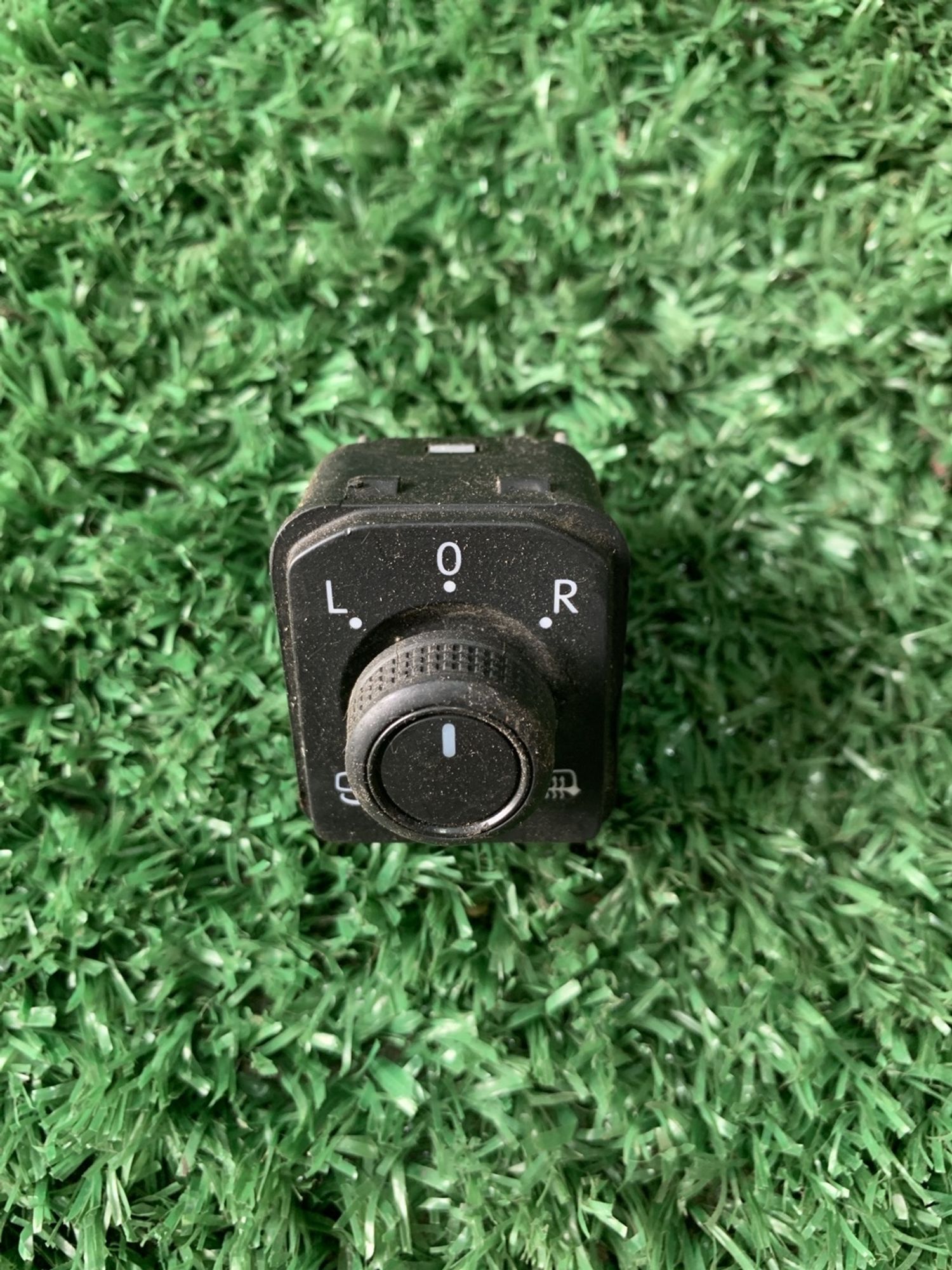 https://gcs.partsauto.market/rn-stockpro.appspot.com/thmbs/userImages/f92b14355489e3b224da6399a17e0798/part/3866ee38-8a1c-4df9-8548-546d09ec0f32_1749987180535.jpg