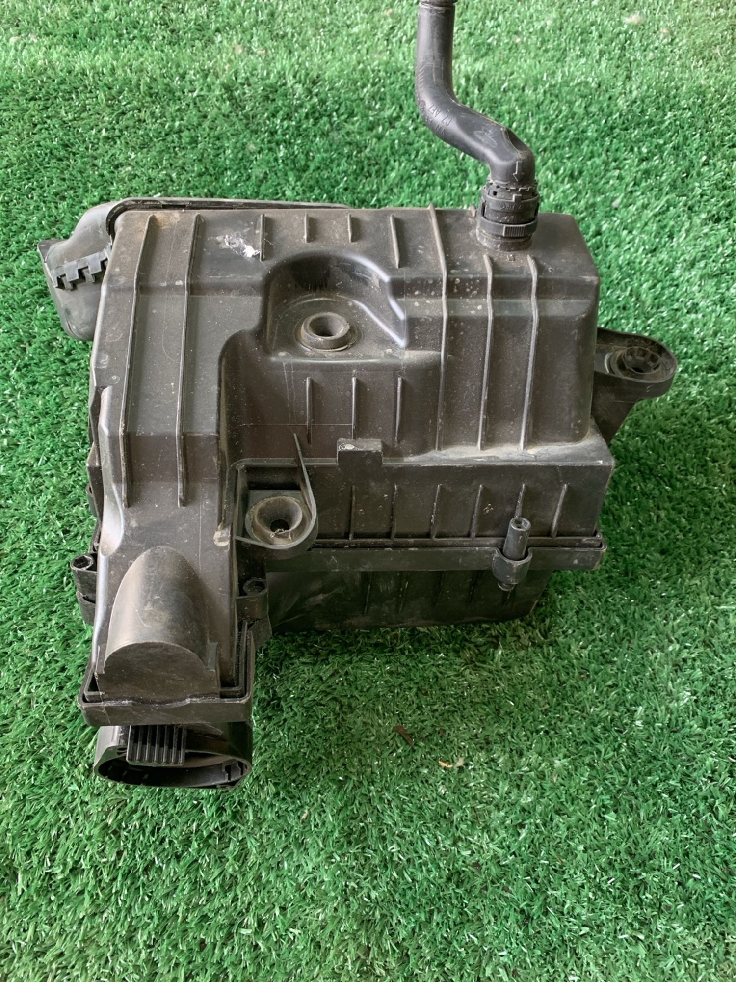 https://gcs.partsauto.market/rn-stockpro.appspot.com/thmbs/userImages/f92b14355489e3b224da6399a17e0798/part/39437508-98f7-4562-ac54-90d12d861d86_1748693461455.jpg