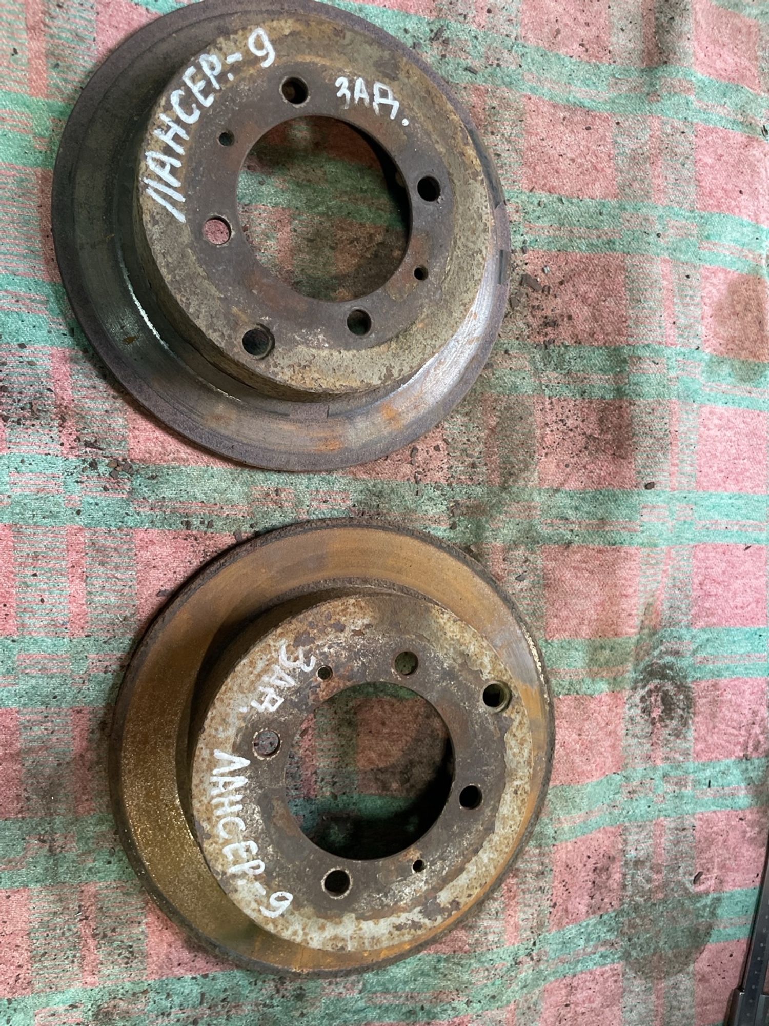 https://gcs.partsauto.market/rn-stockpro.appspot.com/thmbs/userImages/f92b14355489e3b224da6399a17e0798/part/396126d1-6bed-4fb7-b3eb-3034f769c564_1746176857012.jpg
