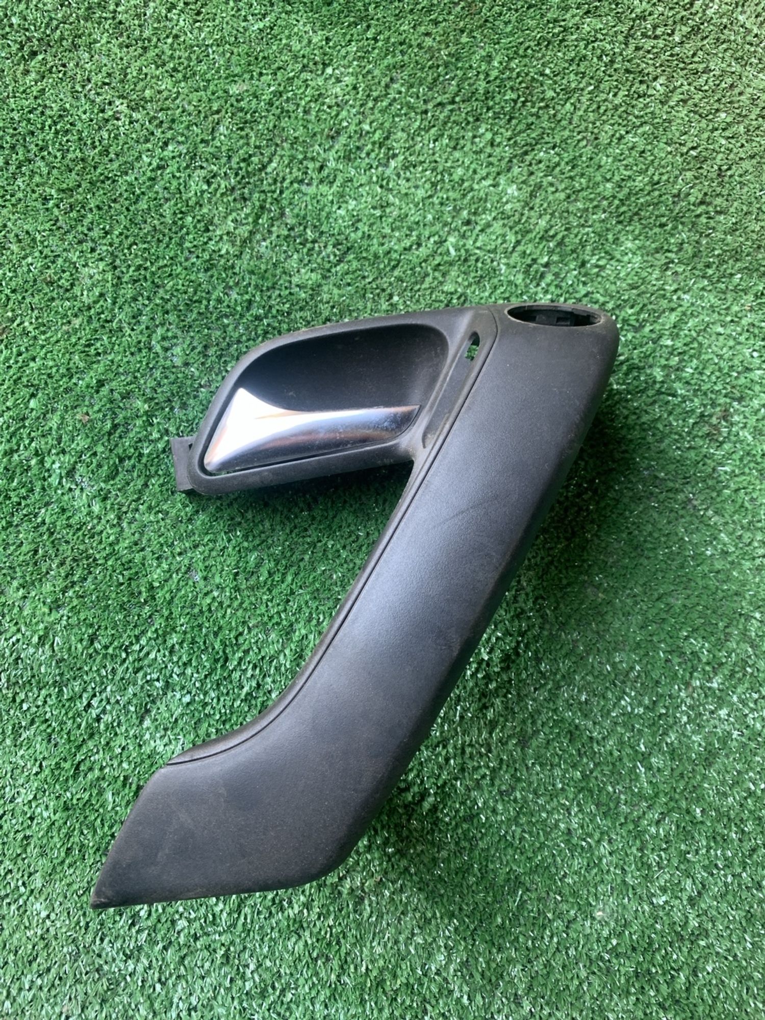https://gcs.partsauto.market/rn-stockpro.appspot.com/thmbs/userImages/f92b14355489e3b224da6399a17e0798/part/3e54707c-ee27-4612-bef5-8be1d4525d68_1747486166857.jpg