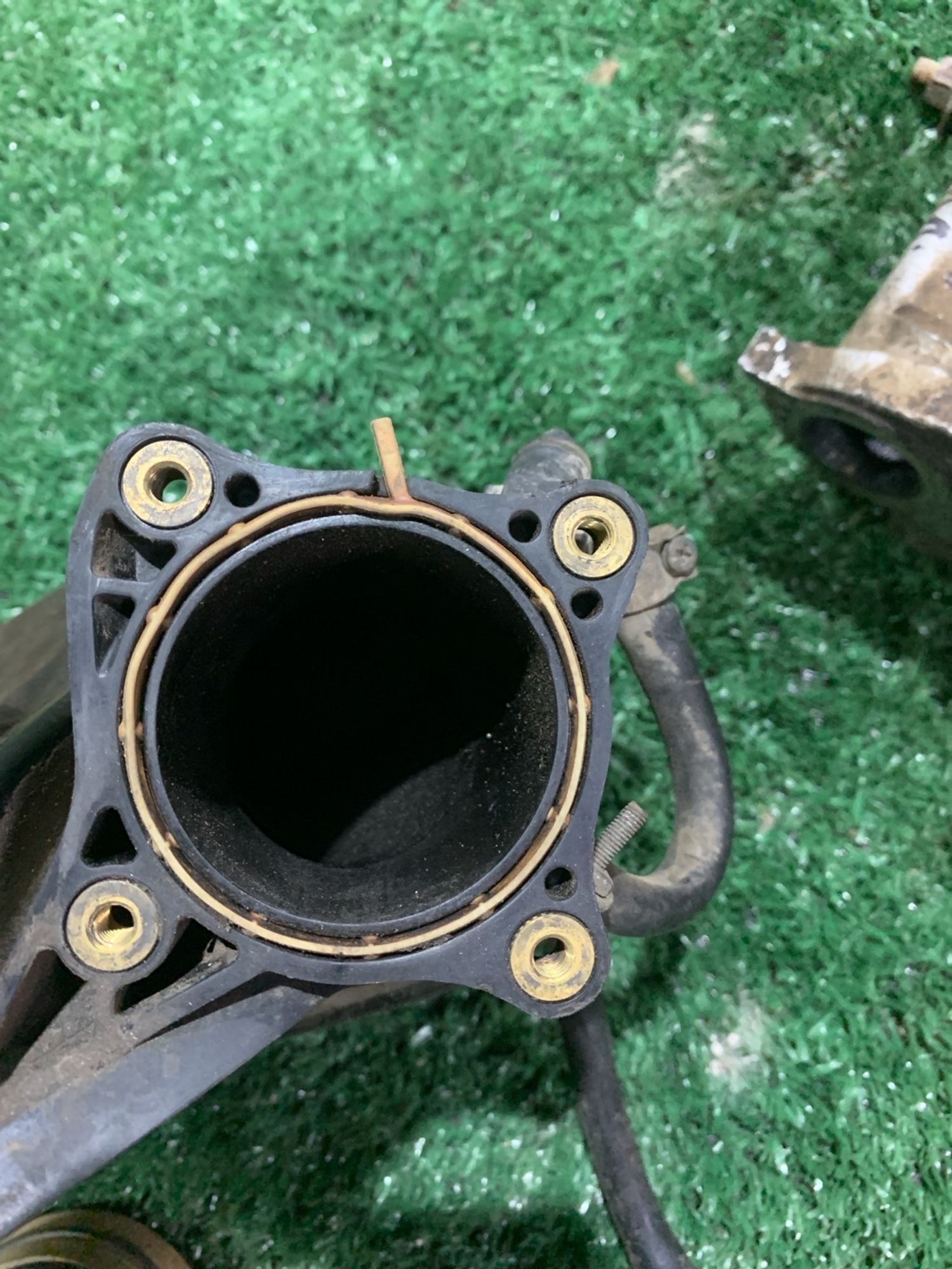 https://gcs.partsauto.market/rn-stockpro.appspot.com/thmbs/userImages/f92b14355489e3b224da6399a17e0798/part/3f9452be-a60d-4e27-b009-575278bab623_1749114265437.jpg