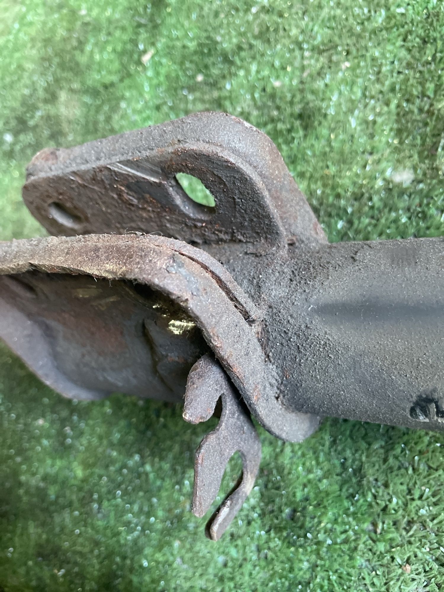 https://gcs.partsauto.market/rn-stockpro.appspot.com/thmbs/userImages/f92b14355489e3b224da6399a17e0798/part/4302459c-e620-4382-a97a-2da523b1a042_1747994566462.jpg