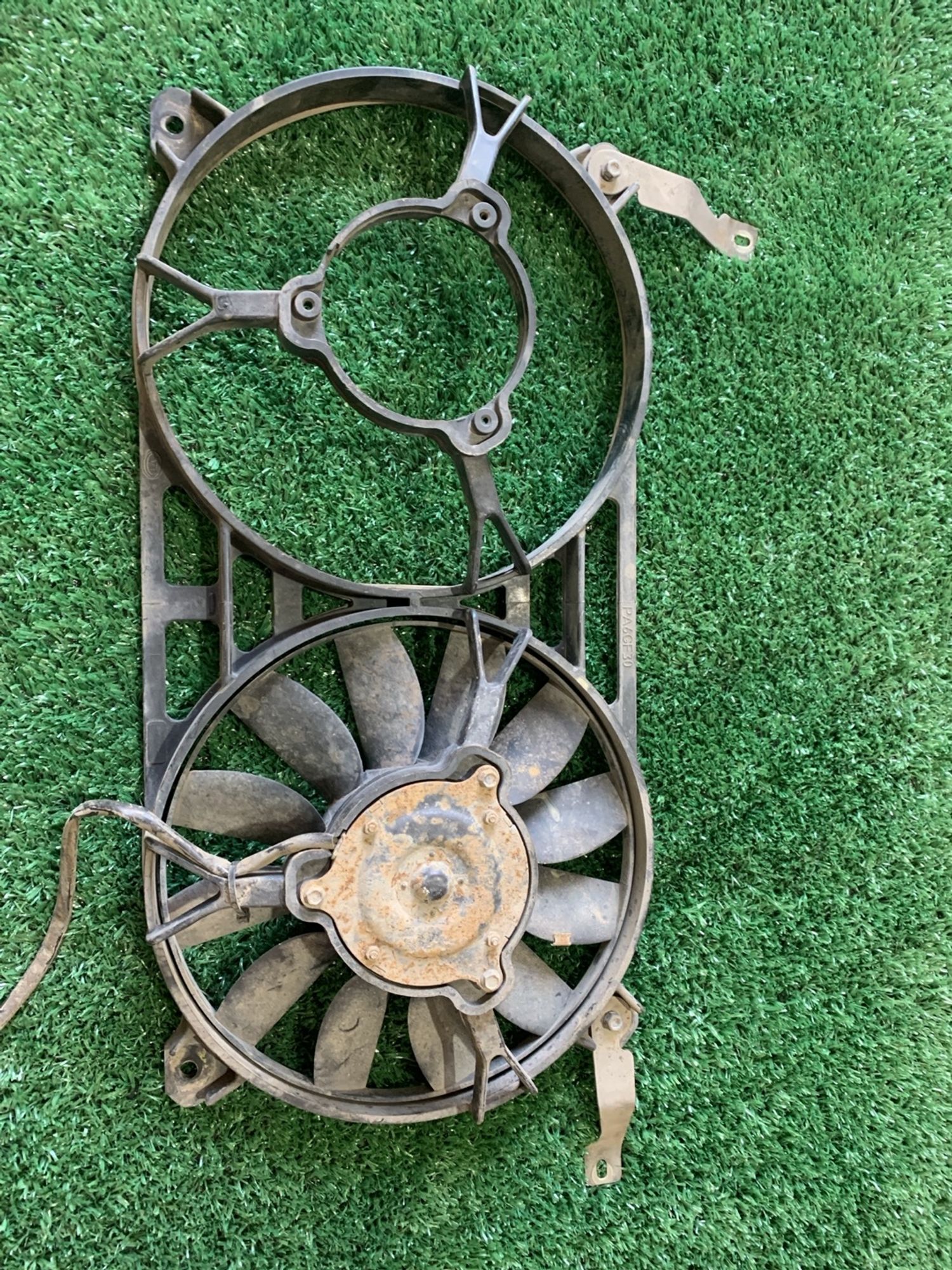 https://gcs.partsauto.market/rn-stockpro.appspot.com/thmbs/userImages/f92b14355489e3b224da6399a17e0798/part/46d09138-9e49-484c-abdd-4ad904cb463b_1748856503312.jpg