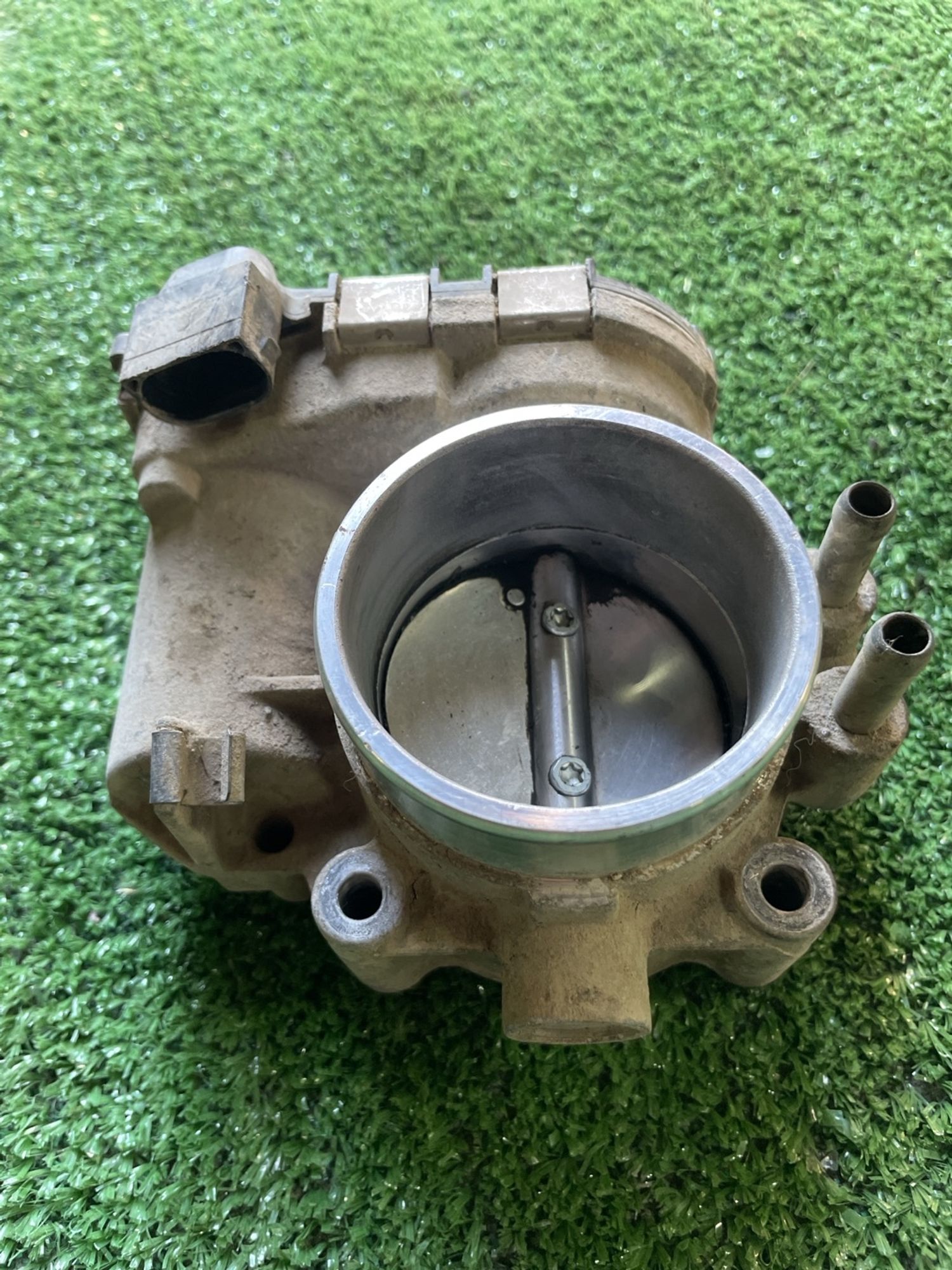 https://gcs.partsauto.market/rn-stockpro.appspot.com/thmbs/userImages/f92b14355489e3b224da6399a17e0798/part/5034c513-6b70-4eca-a763-333c99c61b4b_1746886795194.jpg