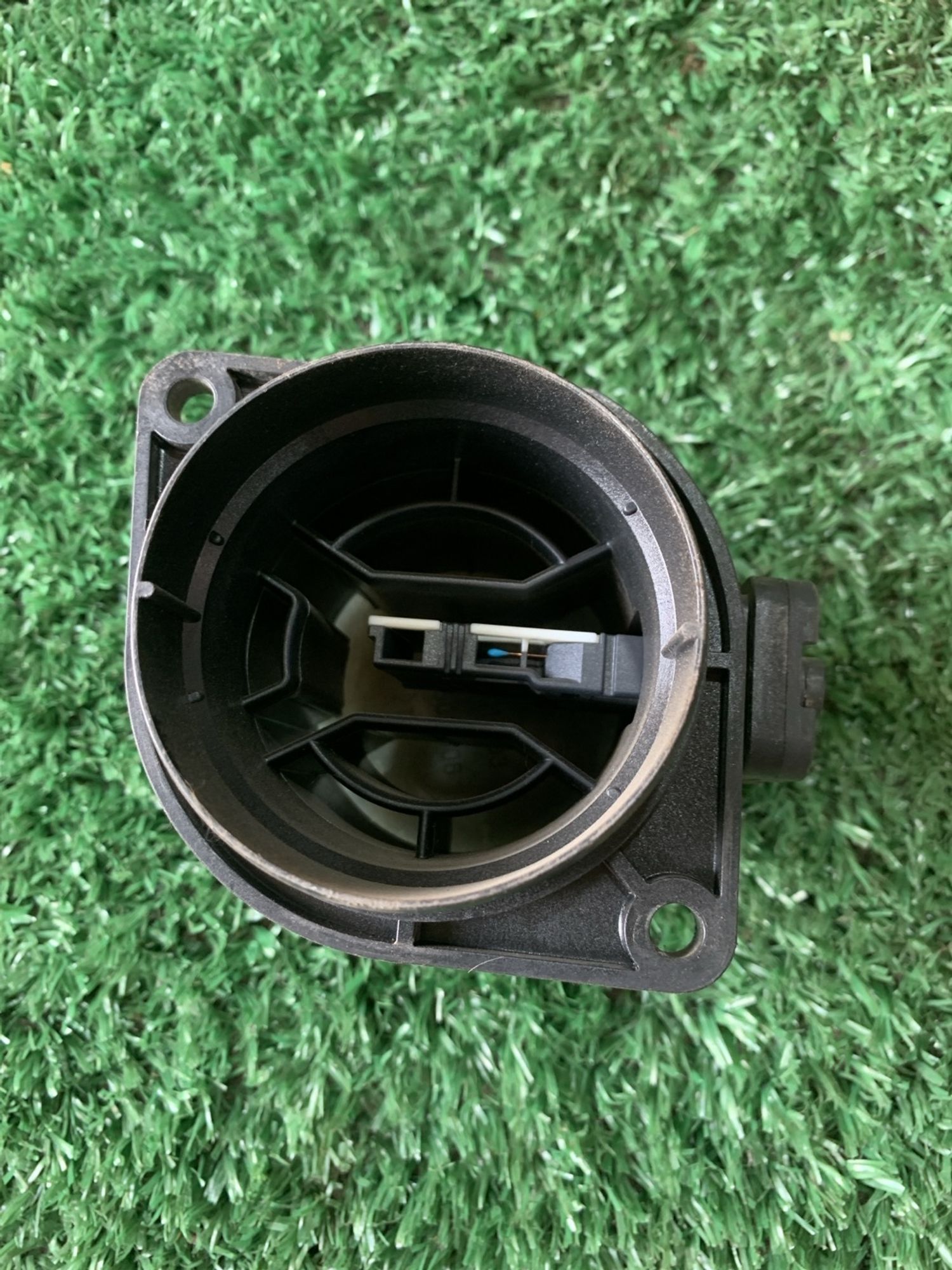 https://gcs.partsauto.market/rn-stockpro.appspot.com/thmbs/userImages/f92b14355489e3b224da6399a17e0798/part/5285aa1a-82ca-4261-b539-1432024a890e_1749993060332.jpg
