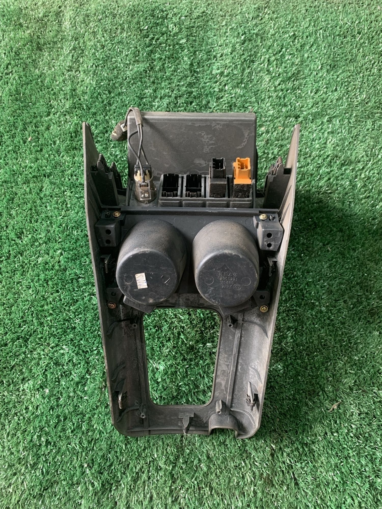 https://gcs.partsauto.market/rn-stockpro.appspot.com/thmbs/userImages/f92b14355489e3b224da6399a17e0798/part/53403c9b-9db2-4ab6-8de4-b5ee75abb90d_1749294201273.jpg