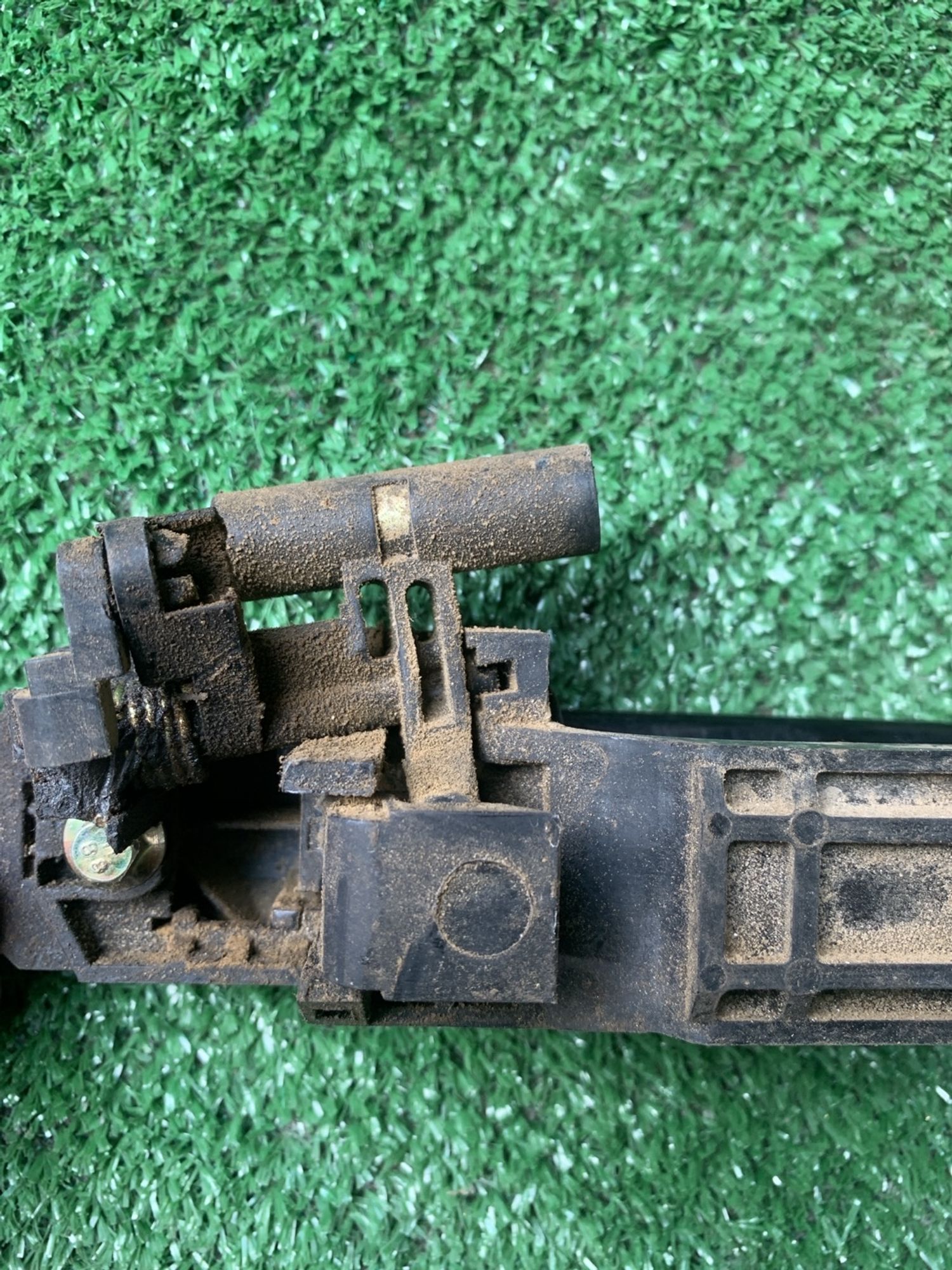 https://gcs.partsauto.market/rn-stockpro.appspot.com/thmbs/userImages/f92b14355489e3b224da6399a17e0798/part/5716fb67-fe6c-4000-8b81-33d44dcc07e4_1747488116073.jpg