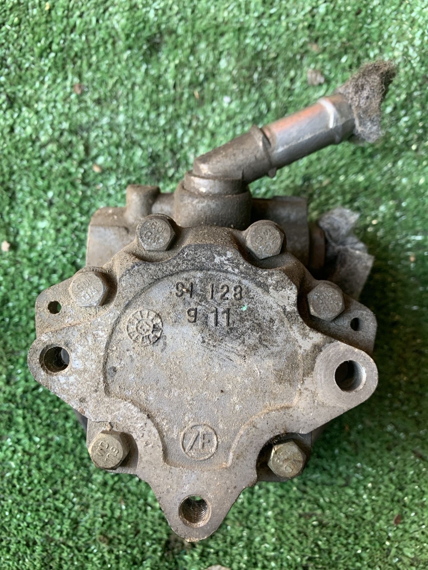 https://gcs.partsauto.market/rn-stockpro.appspot.com/thmbs/userImages/f92b14355489e3b224da6399a17e0798/part/57b81797-672d-4a30-bfc6-98afd3c70159_1748178481102.jpg