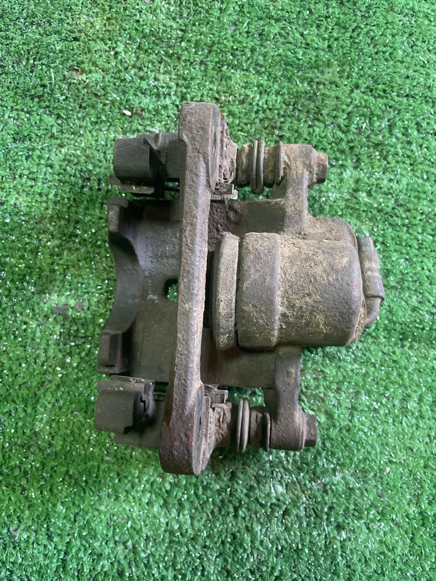 https://gcs.partsauto.market/rn-stockpro.appspot.com/thmbs/userImages/f92b14355489e3b224da6399a17e0798/part/57f85834-a5d6-4ba3-80e5-acf1fdaea55d_1746354748893.jpg