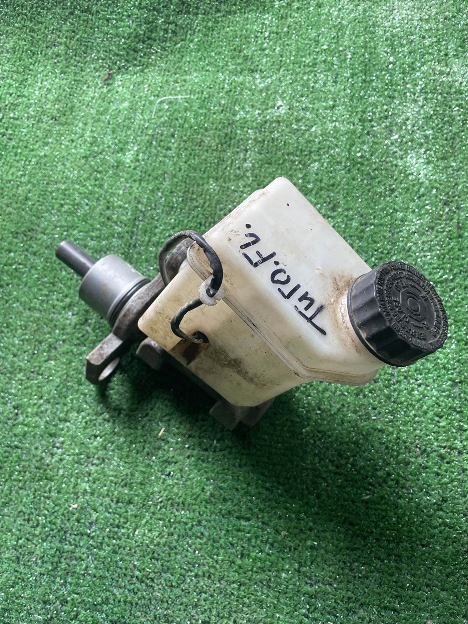 https://gcs.partsauto.market/rn-stockpro.appspot.com/thmbs/userImages/f92b14355489e3b224da6399a17e0798/part/5c8118b2-e489-479a-9857-30eecc721456_1746871610541.jpg