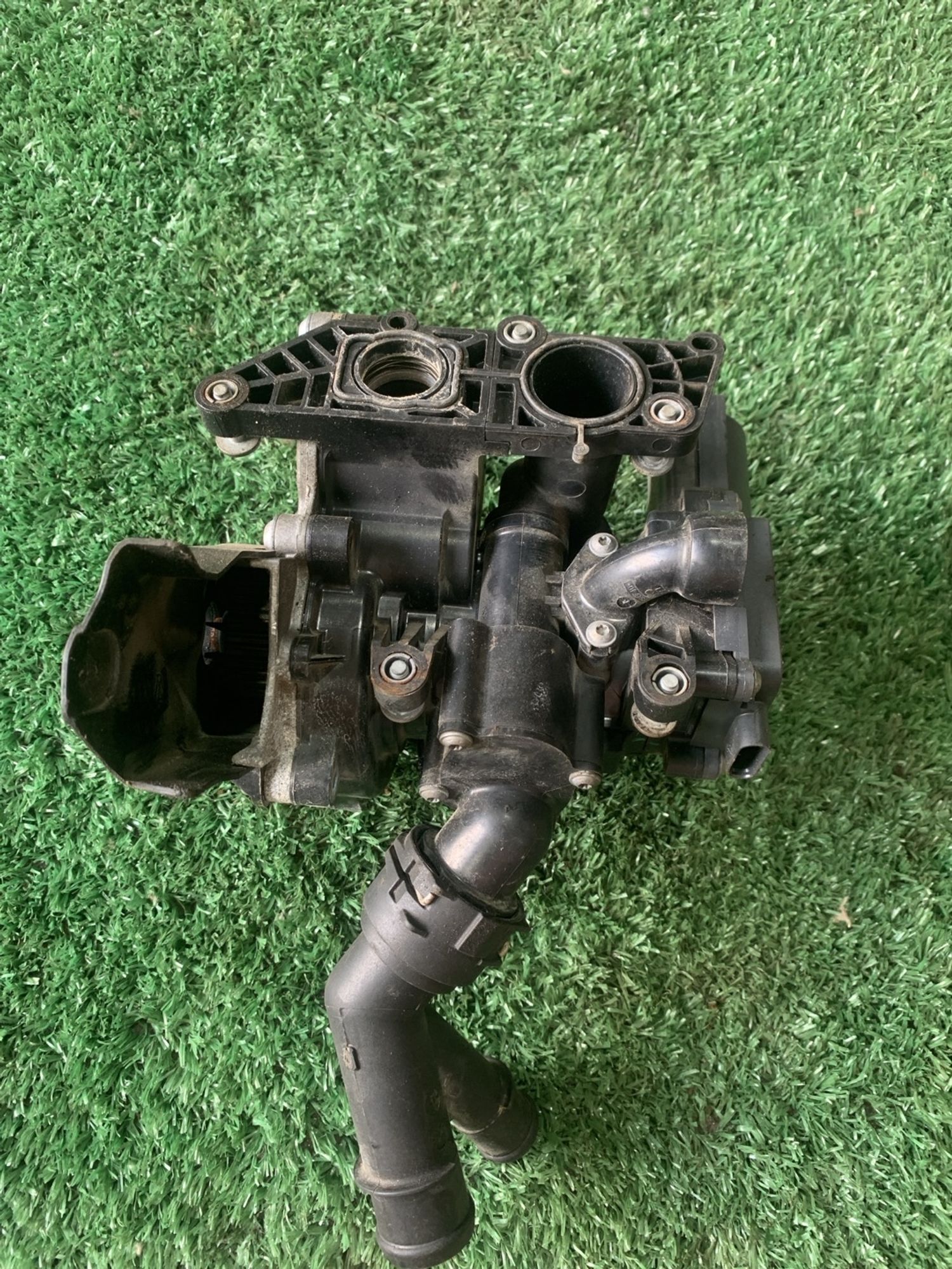 https://gcs.partsauto.market/rn-stockpro.appspot.com/thmbs/userImages/f92b14355489e3b224da6399a17e0798/part/5e8a4d23-7125-450c-9724-df499dc06dbb_1749817969332.jpg