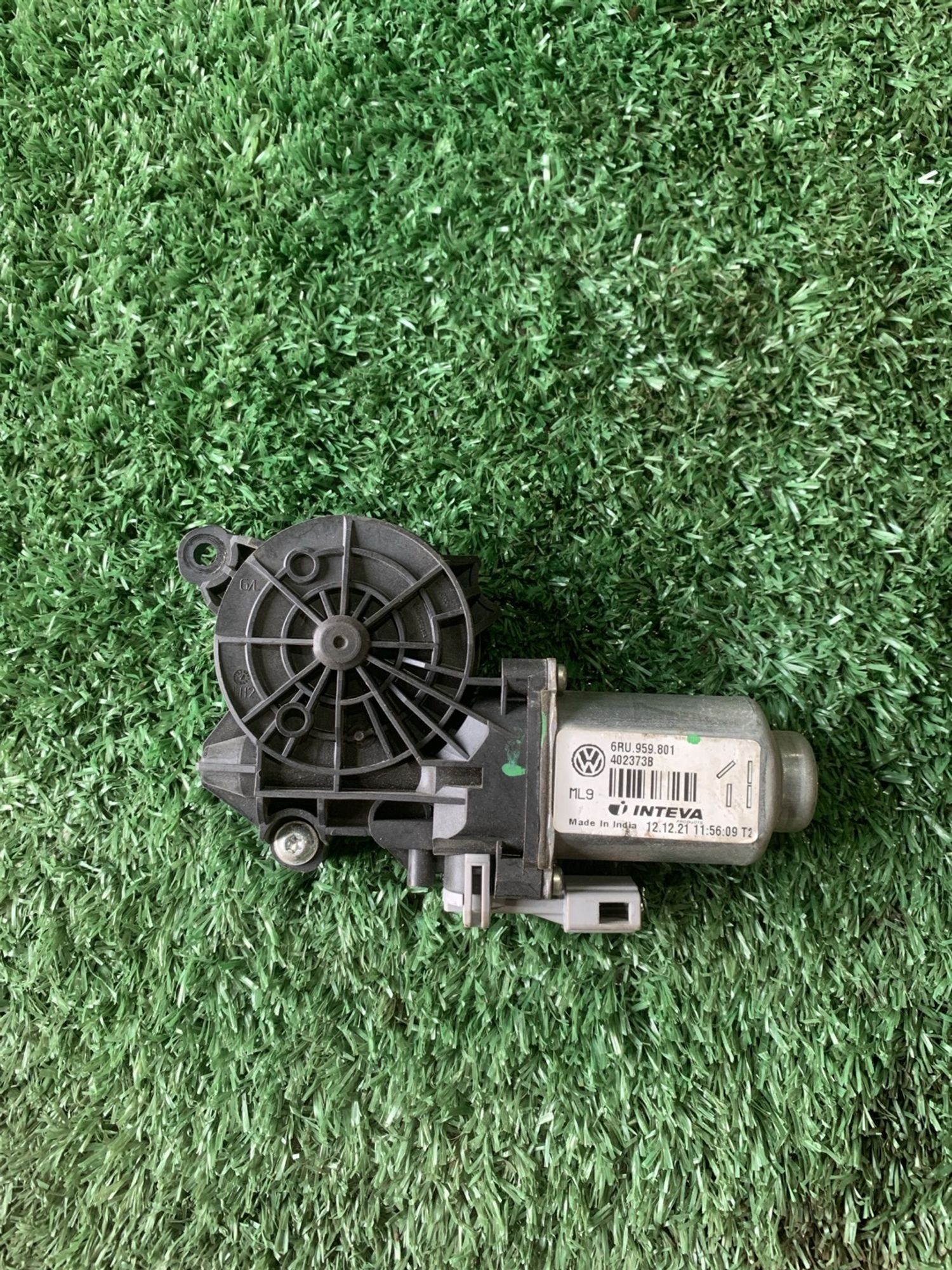 https://gcs.partsauto.market/rn-stockpro.appspot.com/thmbs/userImages/f92b14355489e3b224da6399a17e0798/part/5ea8878d-9f7b-4105-aeca-aea301ab1b2d_1750420158392.jpg