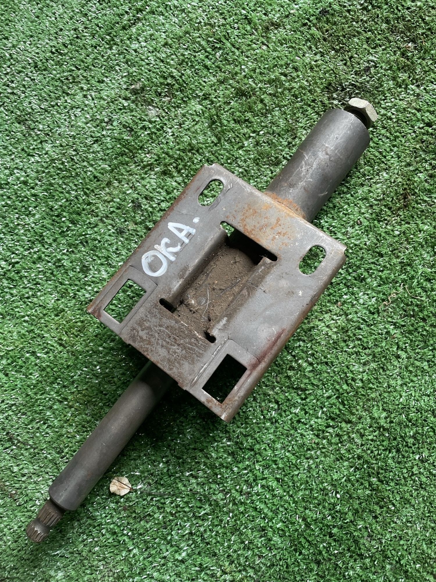 https://gcs.partsauto.market/rn-stockpro.appspot.com/thmbs/userImages/f92b14355489e3b224da6399a17e0798/part/5ed04443-7fe3-487a-9c1c-7664733b62d4_1747130576174.jpg