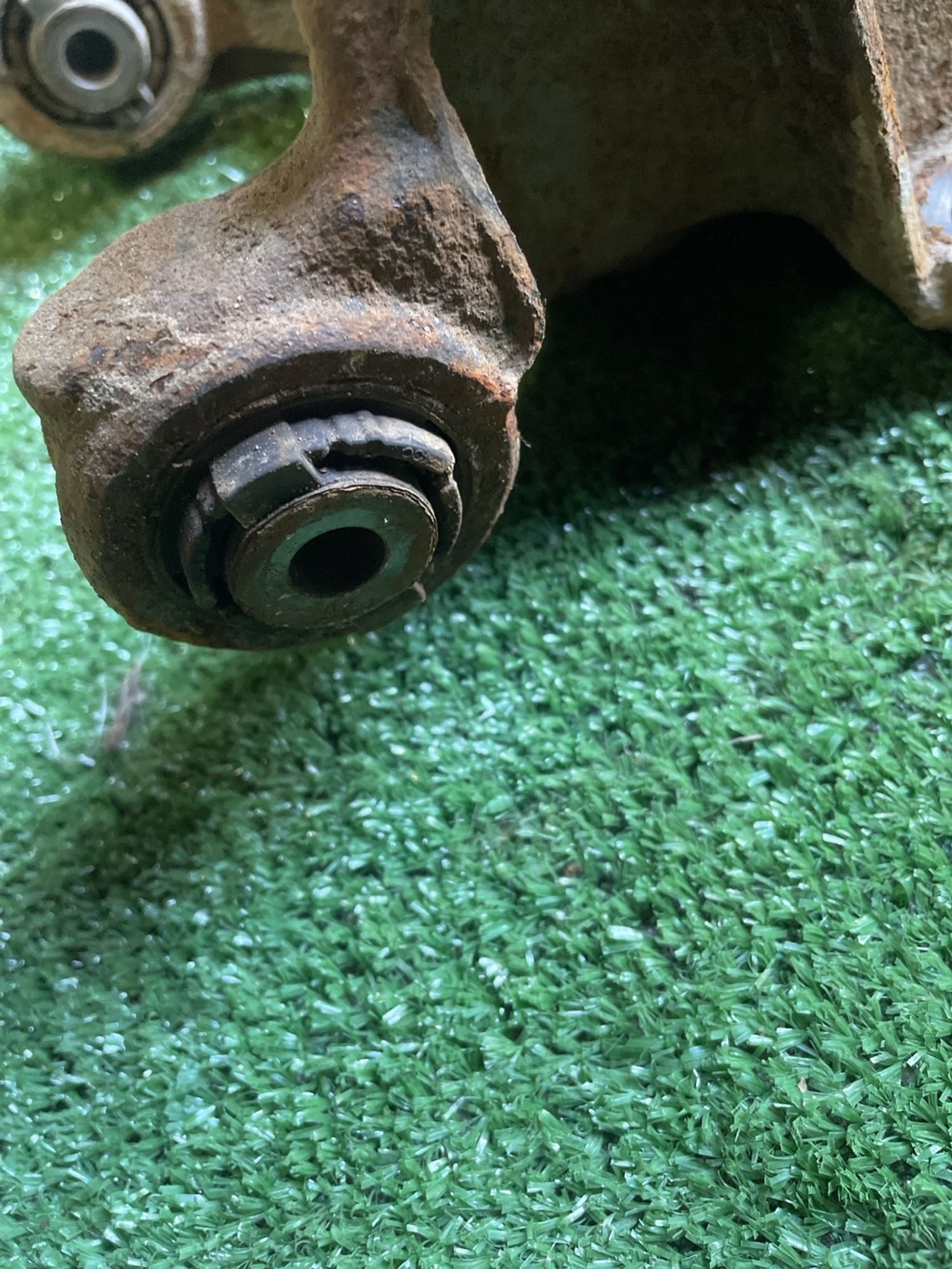 https://gcs.partsauto.market/rn-stockpro.appspot.com/thmbs/userImages/f92b14355489e3b224da6399a17e0798/part/5f3bb846-8308-4e42-8fa1-0fceb03bb9d2_1747048032973.jpg