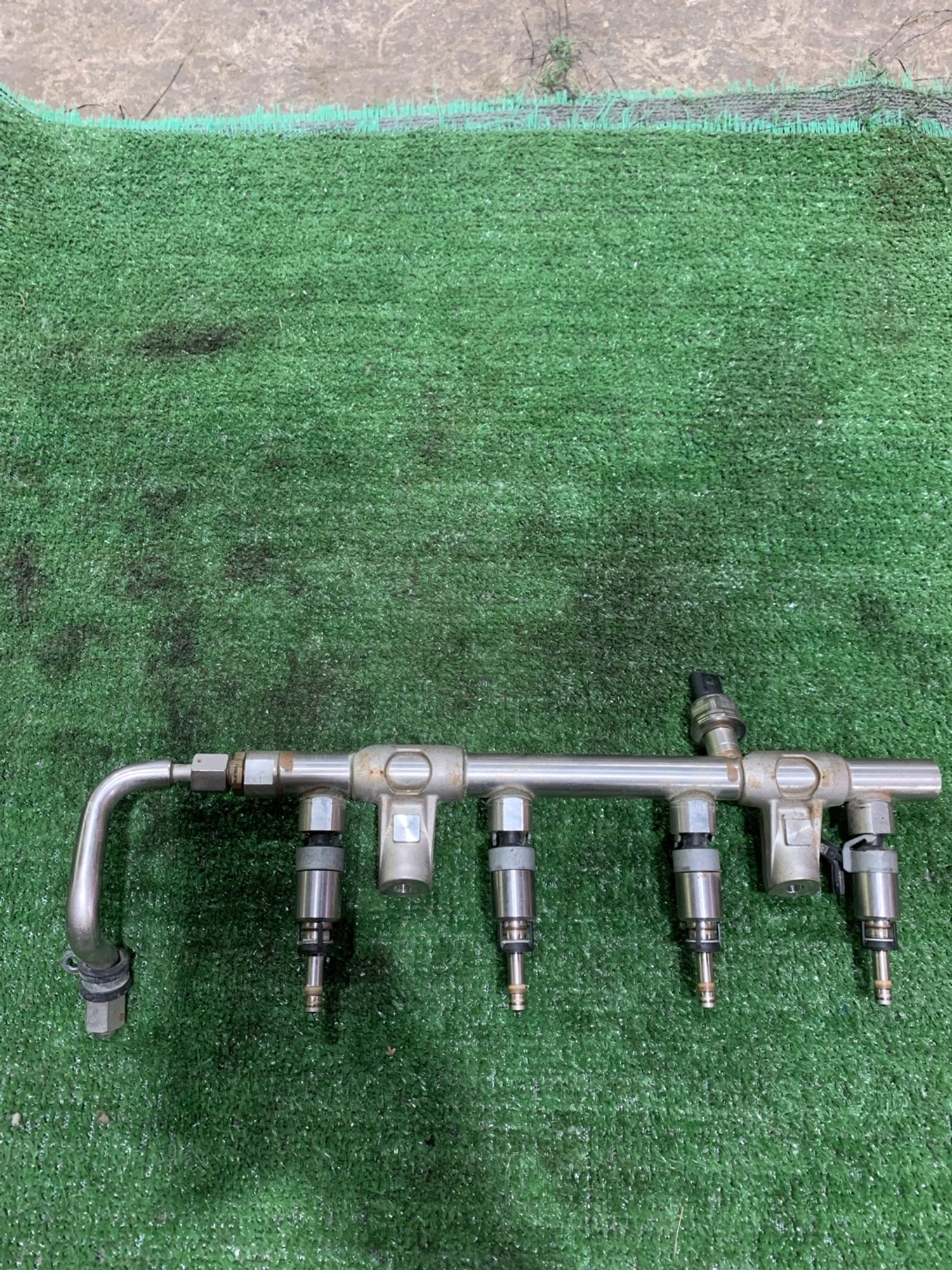 https://gcs.partsauto.market/rn-stockpro.appspot.com/thmbs/userImages/f92b14355489e3b224da6399a17e0798/part/5f8d6309-a98b-4504-b602-65115c6a5771_1747727306699.jpg