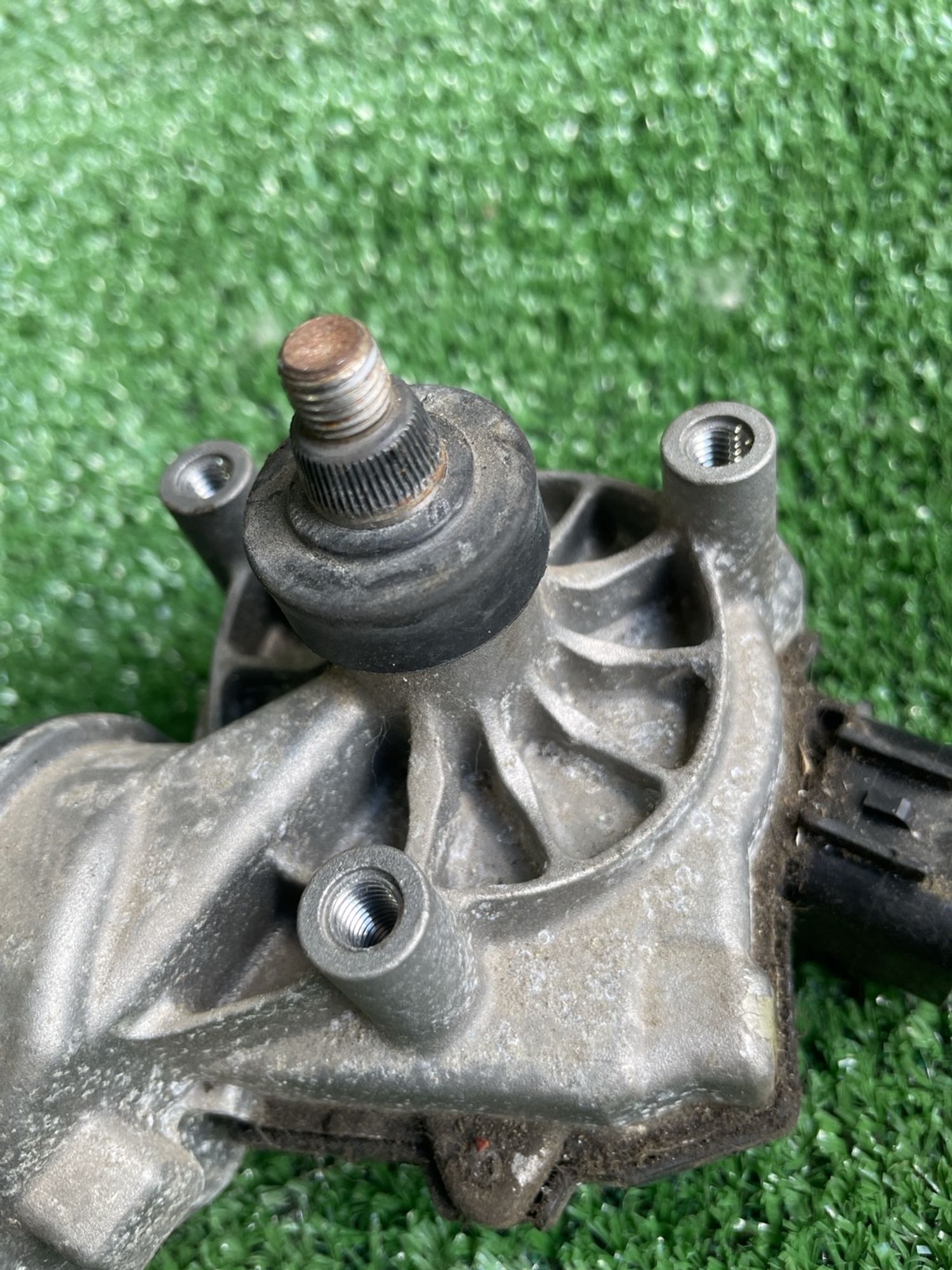 https://gcs.partsauto.market/rn-stockpro.appspot.com/thmbs/userImages/f92b14355489e3b224da6399a17e0798/part/6293e623-abcb-4fcb-b977-65cfcd43ba6d_1746961600659.jpg