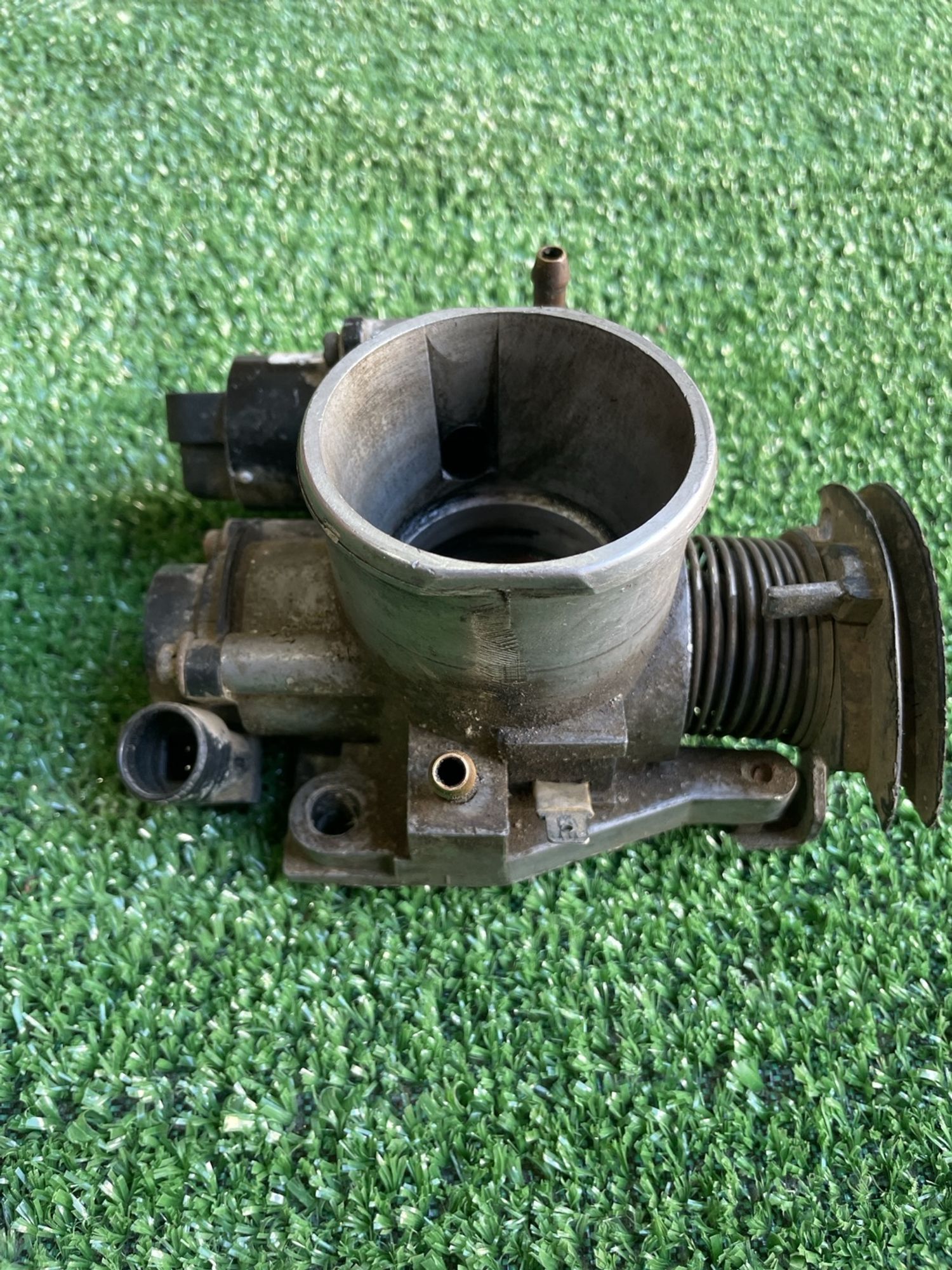 https://gcs.partsauto.market/rn-stockpro.appspot.com/thmbs/userImages/f92b14355489e3b224da6399a17e0798/part/6703ddcc-9e60-44b6-8e3e-1a49ef9d501c_1746954370724.jpg