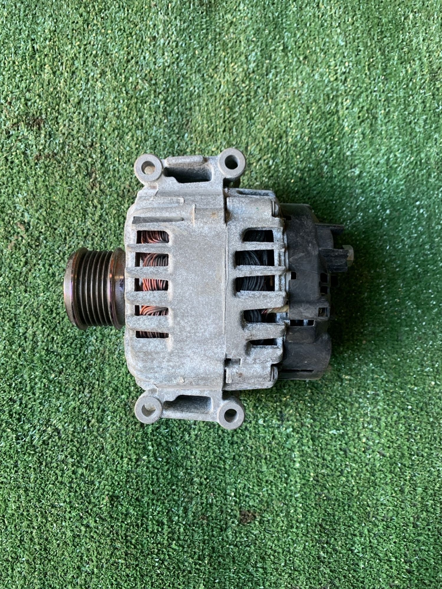 https://gcs.partsauto.market/rn-stockpro.appspot.com/thmbs/userImages/f92b14355489e3b224da6399a17e0798/part/671319d7-cc40-4b6f-95a0-9307f6f92c7c_1748151821022.jpg