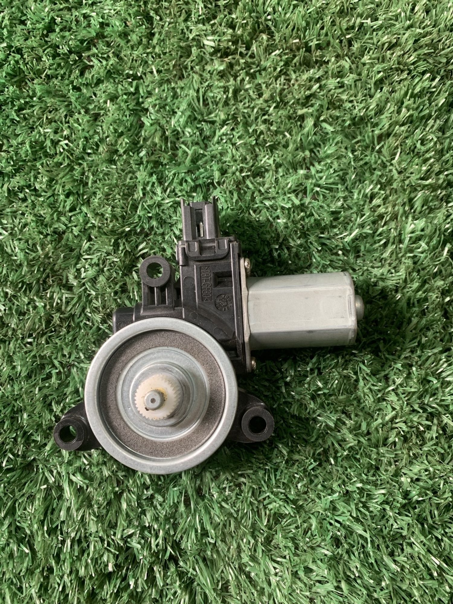 https://gcs.partsauto.market/rn-stockpro.appspot.com/thmbs/userImages/f92b14355489e3b224da6399a17e0798/part/68435ea5-fc8d-434d-9776-2afa6d3b78aa_1750486898255.jpg