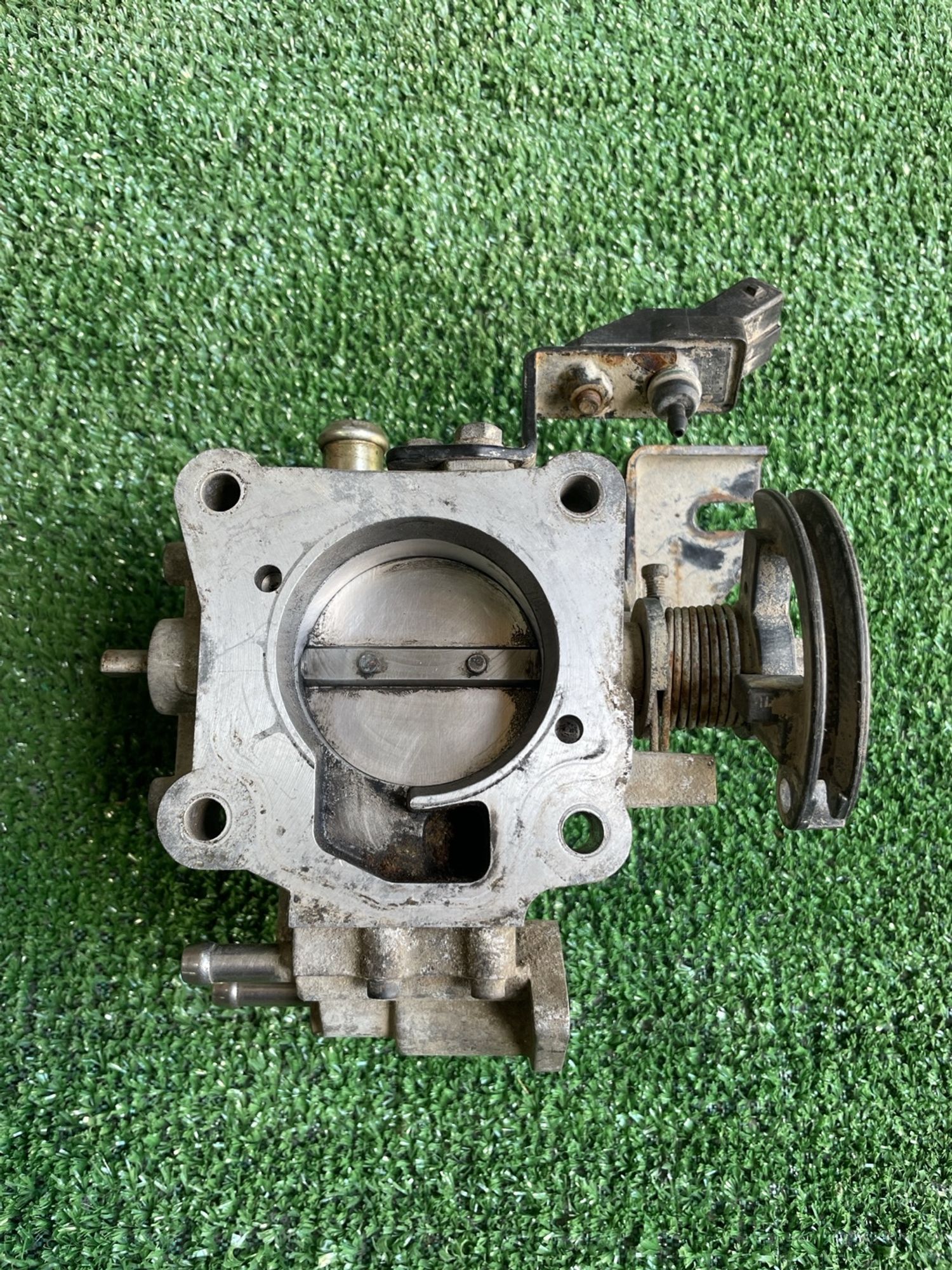 https://gcs.partsauto.market/rn-stockpro.appspot.com/thmbs/userImages/f92b14355489e3b224da6399a17e0798/part/68c17fe2-0b70-4ca3-82e9-d095328400e9_1746953738512.jpg