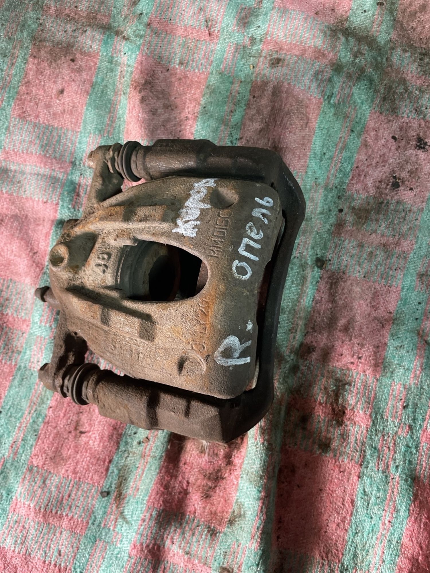 https://gcs.partsauto.market/rn-stockpro.appspot.com/thmbs/userImages/f92b14355489e3b224da6399a17e0798/part/69b7a340-2613-4d24-99b7-f2c47c615ec4_1746279314645.jpg