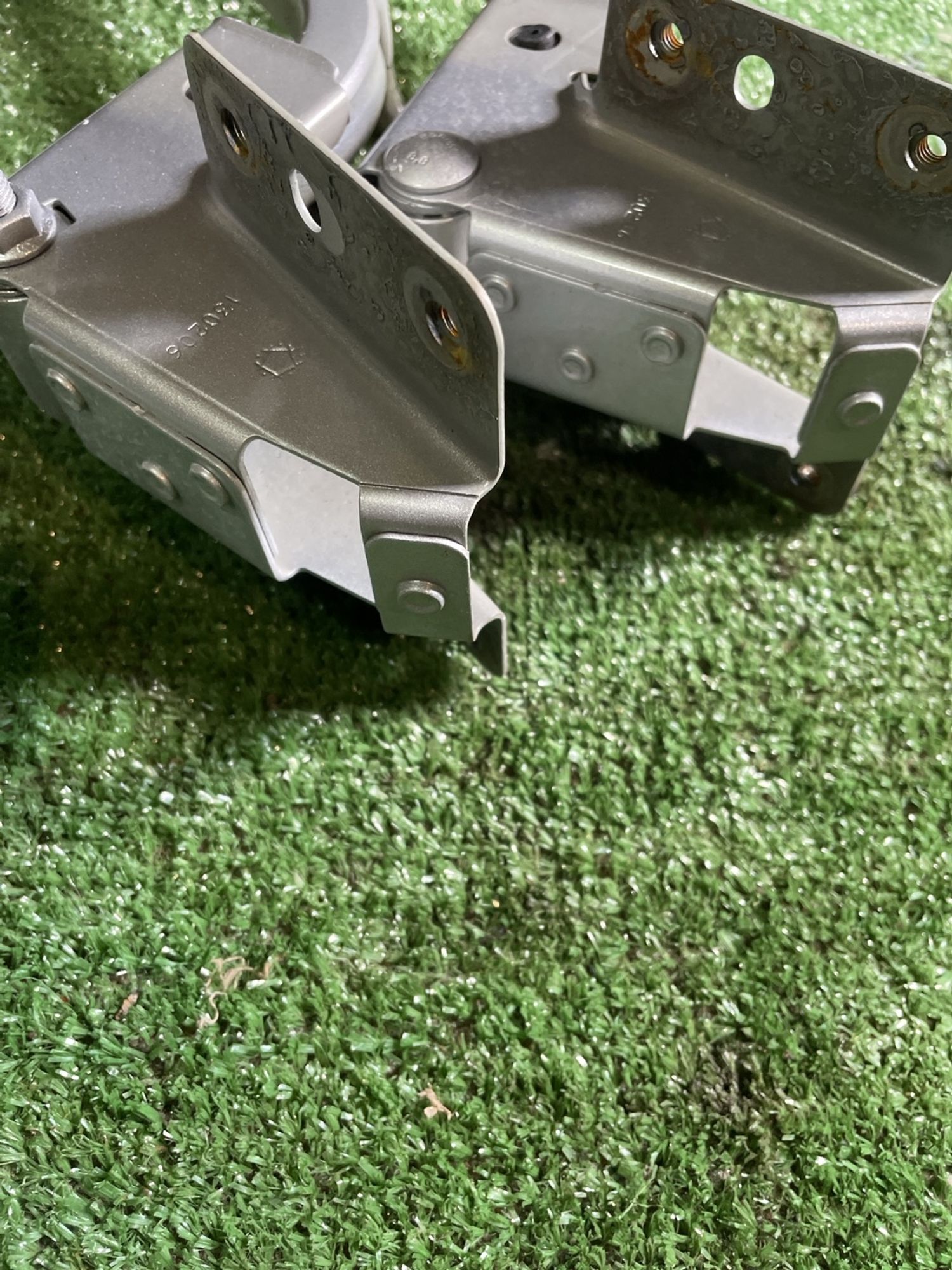 https://gcs.partsauto.market/rn-stockpro.appspot.com/thmbs/userImages/f92b14355489e3b224da6399a17e0798/part/702e76df-33c2-4f6b-88fd-e5de7d83538f_1747220586398.jpg
