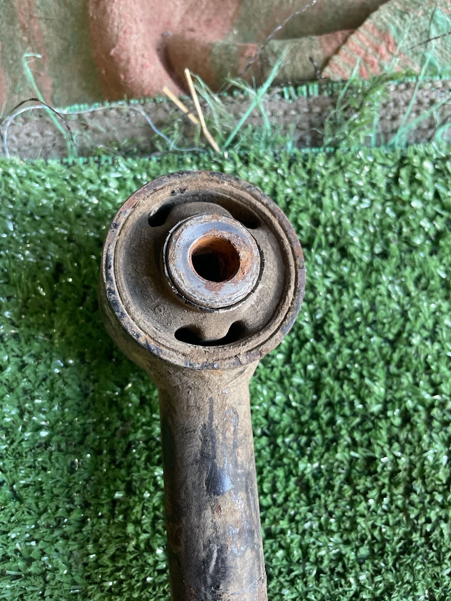 https://gcs.partsauto.market/rn-stockpro.appspot.com/thmbs/userImages/f92b14355489e3b224da6399a17e0798/part/70b18d25-9782-4906-b830-6859adbe7e68_1747053113588.jpg