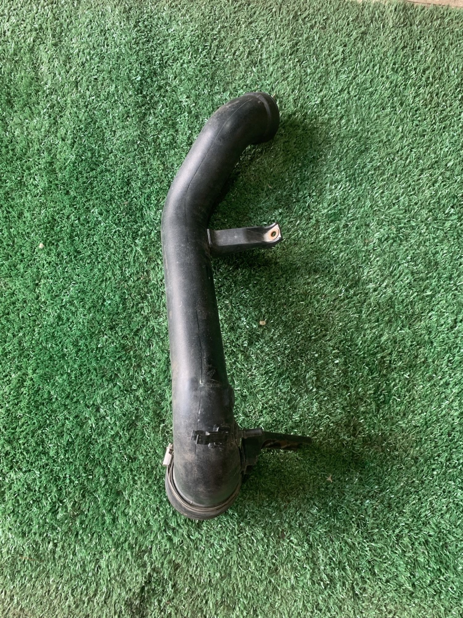 https://gcs.partsauto.market/rn-stockpro.appspot.com/thmbs/userImages/f92b14355489e3b224da6399a17e0798/part/74eb8d45-4f48-4c9e-8b97-aa6224c50c7e_1749813414273.jpg