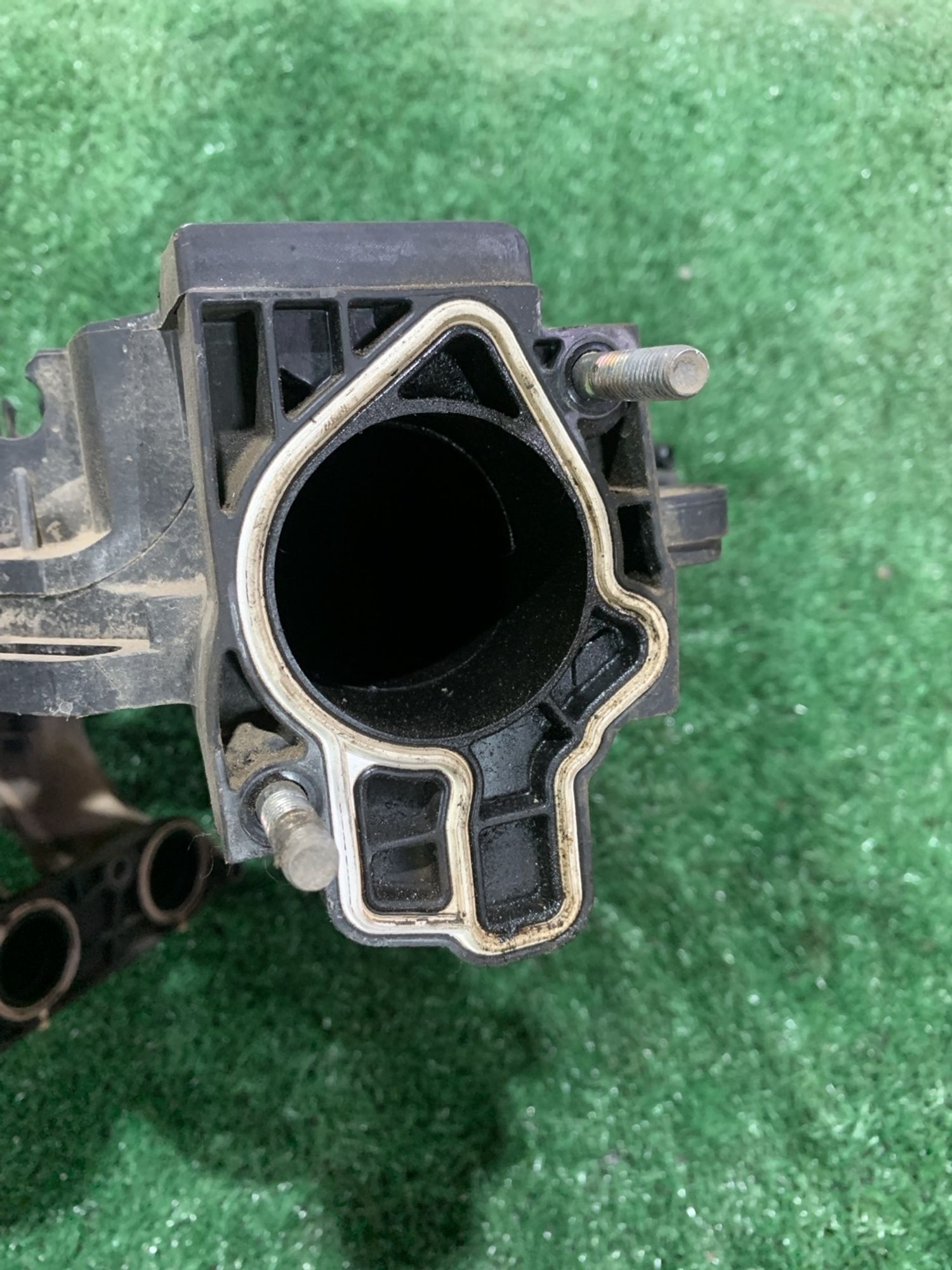 https://gcs.partsauto.market/rn-stockpro.appspot.com/thmbs/userImages/f92b14355489e3b224da6399a17e0798/part/751d8307-5b52-4969-9f40-29ec8a38284f_1749114202489.jpg