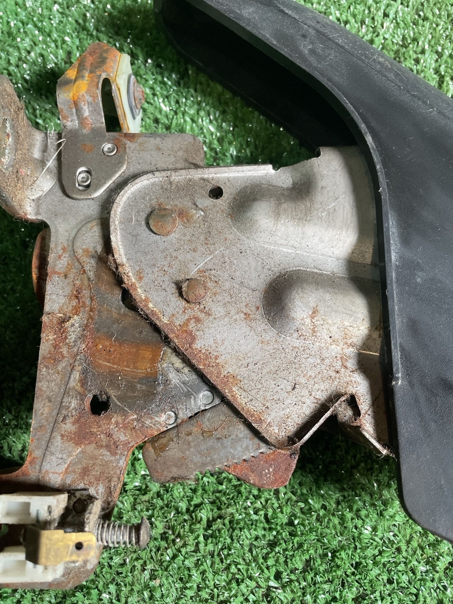 https://gcs.partsauto.market/rn-stockpro.appspot.com/thmbs/userImages/f92b14355489e3b224da6399a17e0798/part/7594e17d-b336-4086-9872-dc17d8739043_1747214024474.jpg