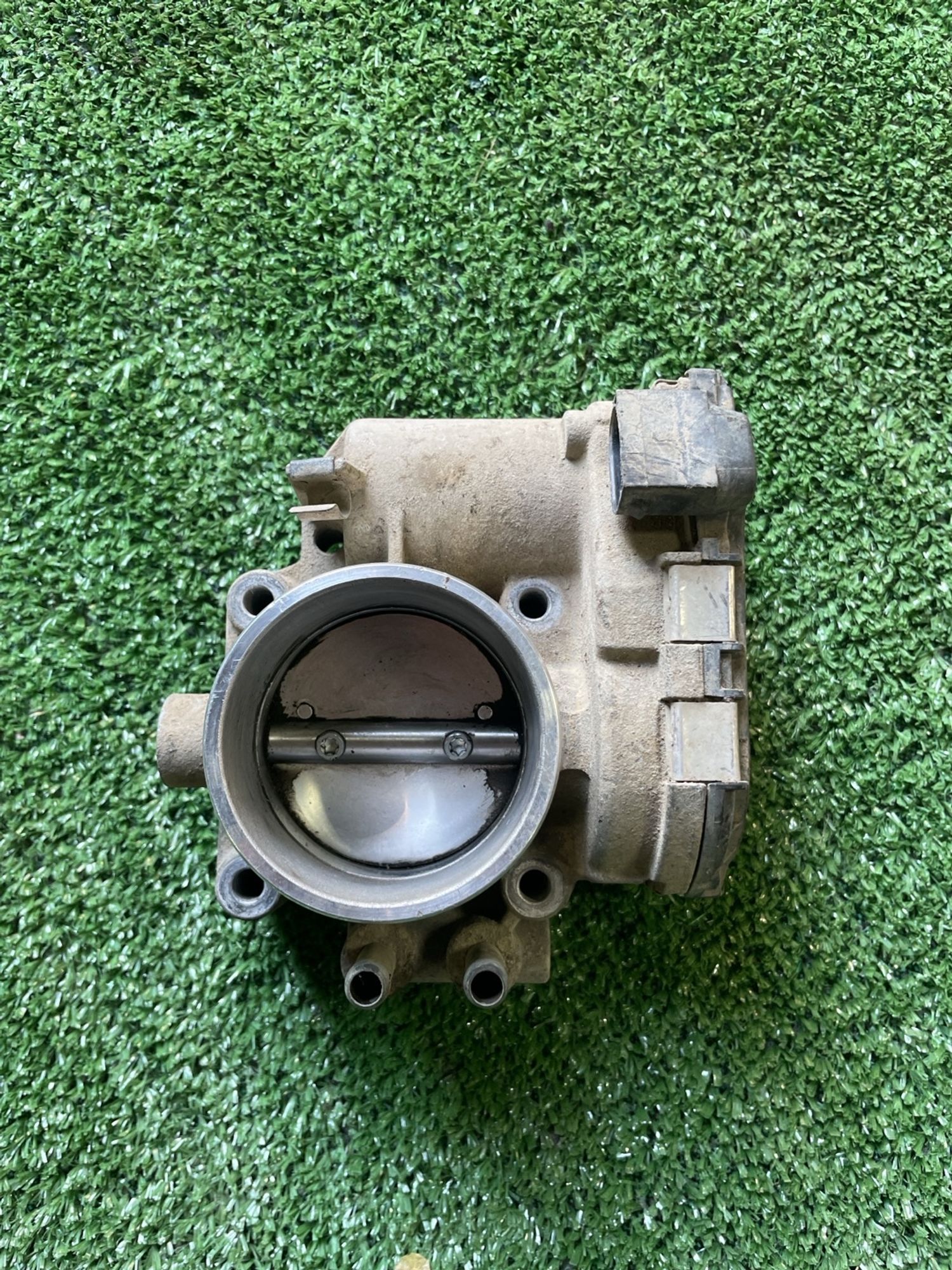 https://gcs.partsauto.market/rn-stockpro.appspot.com/thmbs/userImages/f92b14355489e3b224da6399a17e0798/part/77c10cab-73e8-41be-ade7-7ebcf3e49a25_1746886780617.jpg