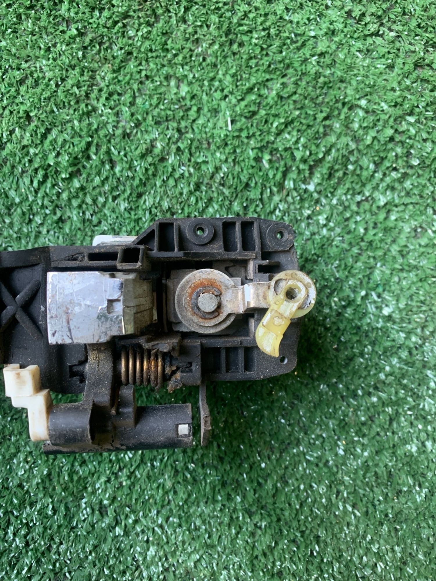 https://gcs.partsauto.market/rn-stockpro.appspot.com/thmbs/userImages/f92b14355489e3b224da6399a17e0798/part/7a8d7bcf-3d8c-4934-83ee-9c49b99cb525_1747486795144.jpg