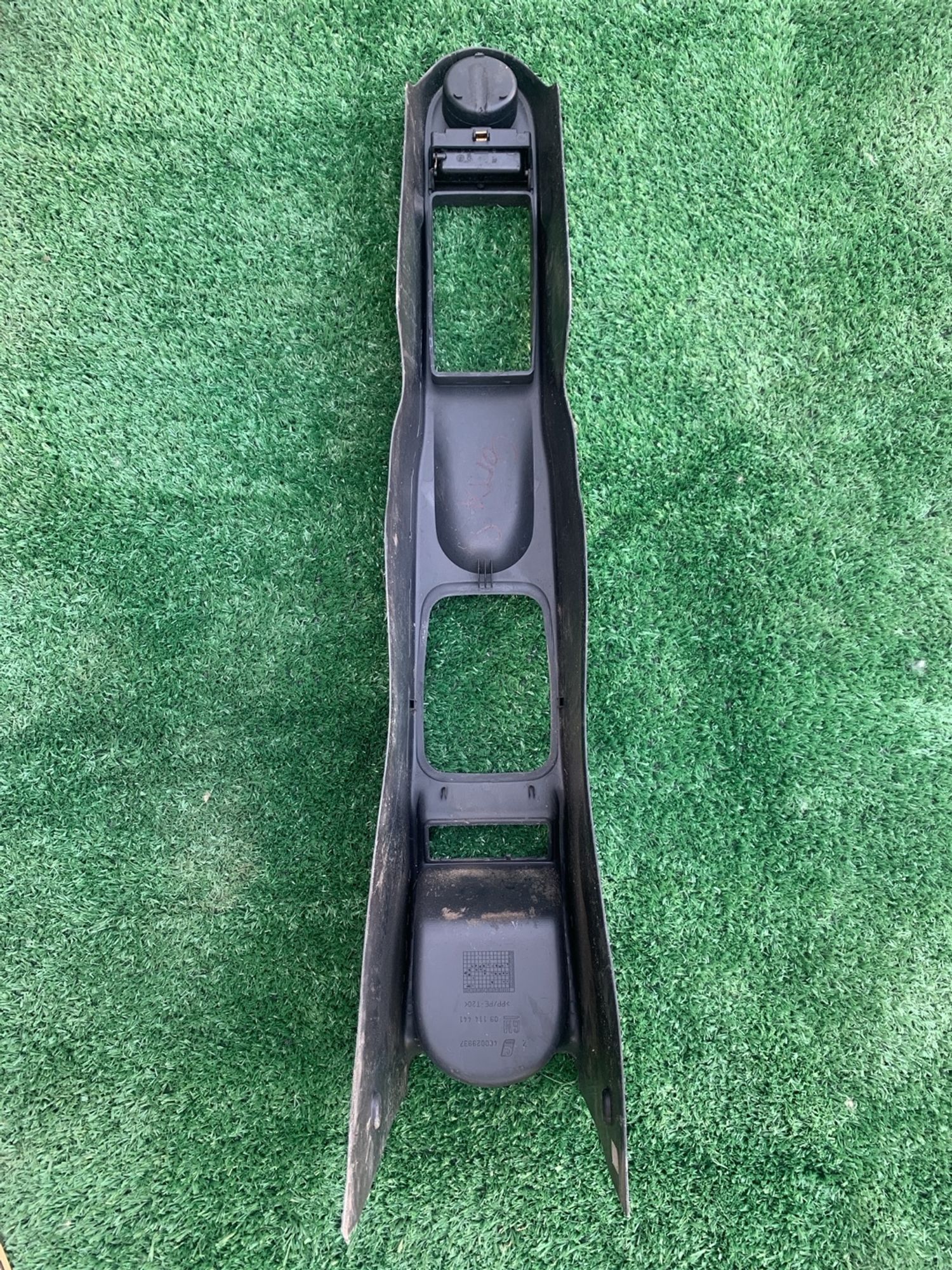 https://gcs.partsauto.market/rn-stockpro.appspot.com/thmbs/userImages/f92b14355489e3b224da6399a17e0798/part/7c7de69c-1b62-4e63-bbbe-c64c523be5ca_1748498196580.jpg