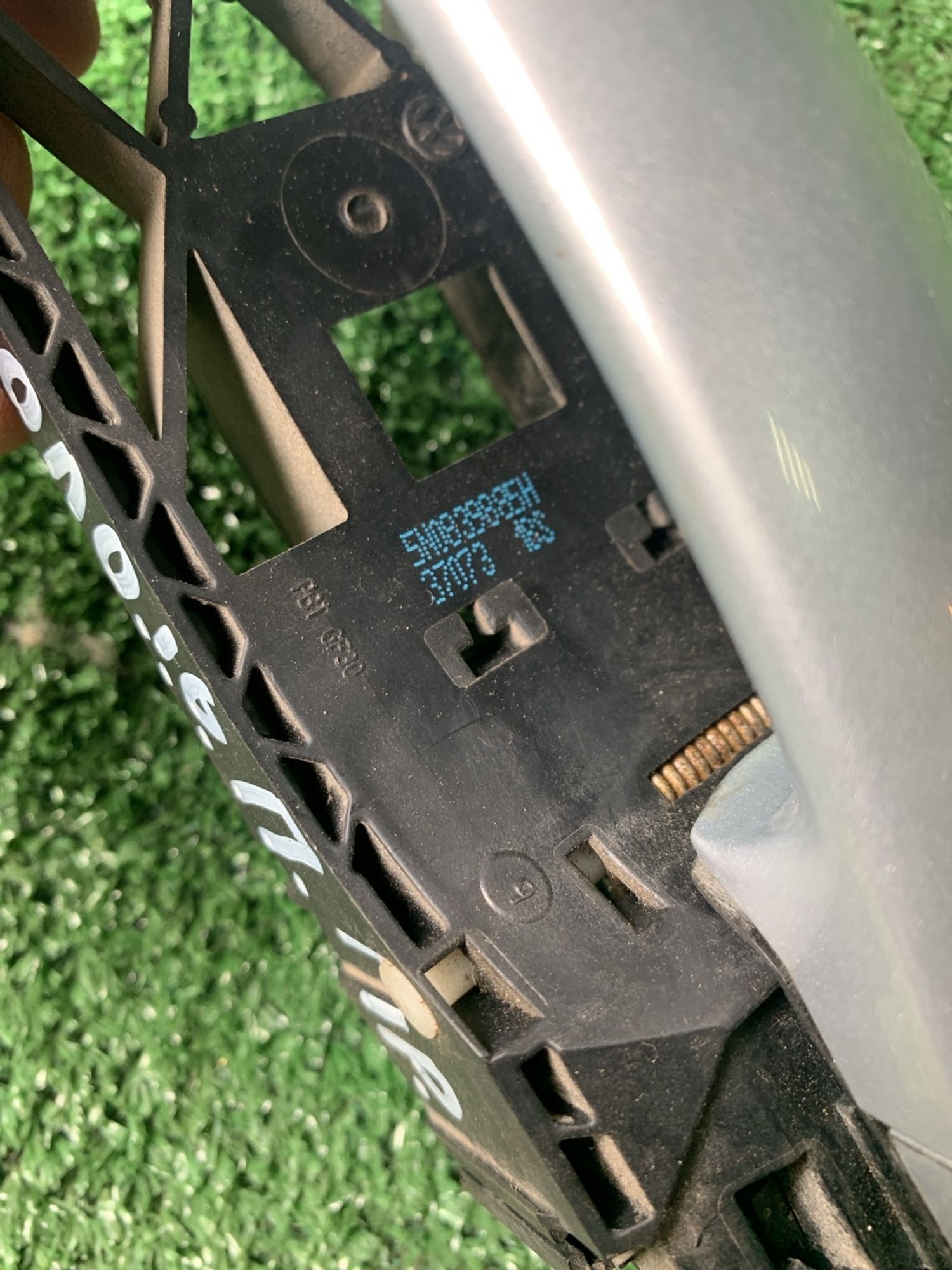https://gcs.partsauto.market/rn-stockpro.appspot.com/thmbs/userImages/f92b14355489e3b224da6399a17e0798/part/7cc0131a-70ca-4685-801f-132ac699c300_1747556564534.jpg