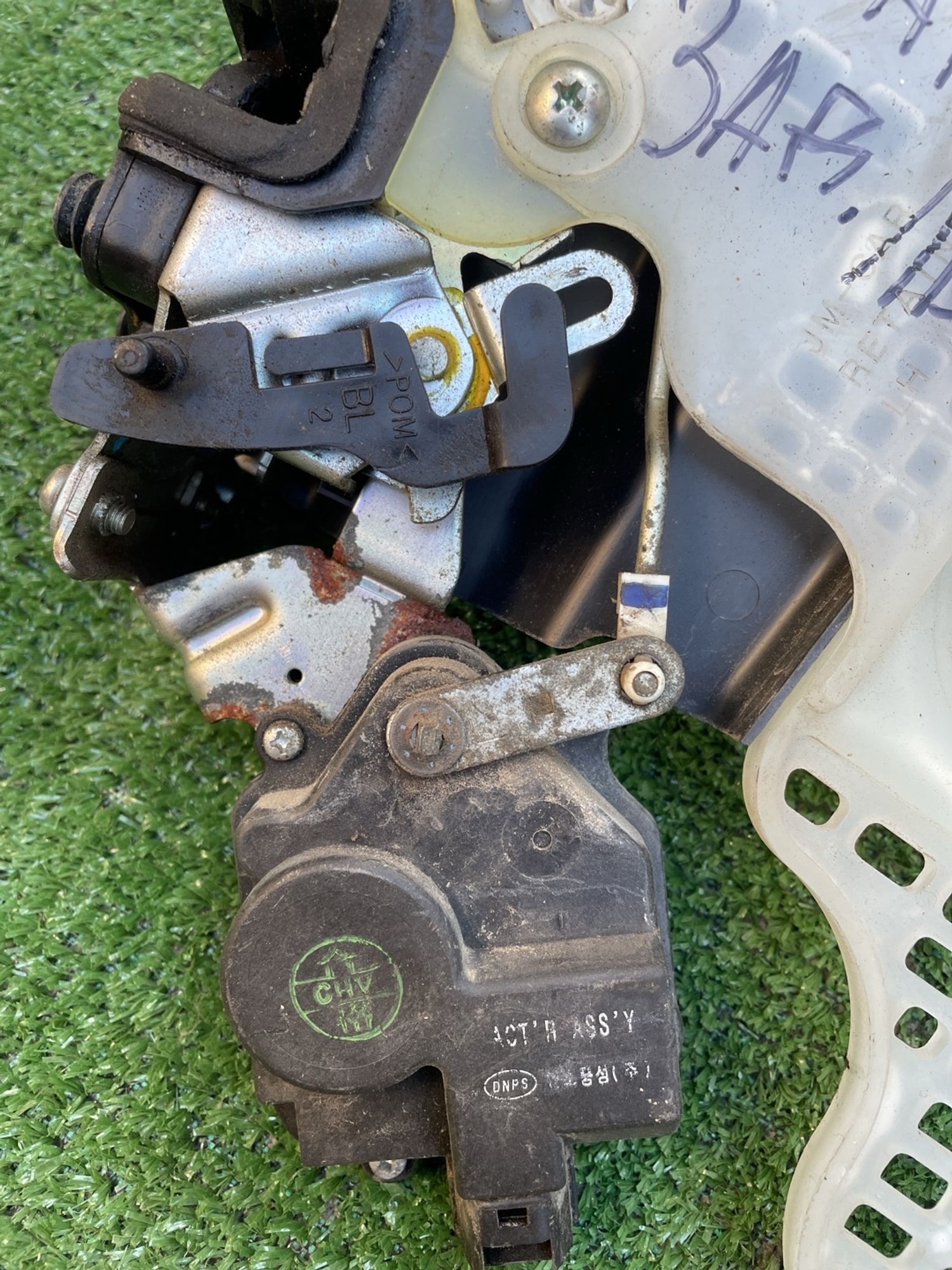 https://gcs.partsauto.market/rn-stockpro.appspot.com/thmbs/userImages/f92b14355489e3b224da6399a17e0798/part/7d60c4e3-95dd-47b6-a5de-dc1886c561c8_1747316738824.jpg
