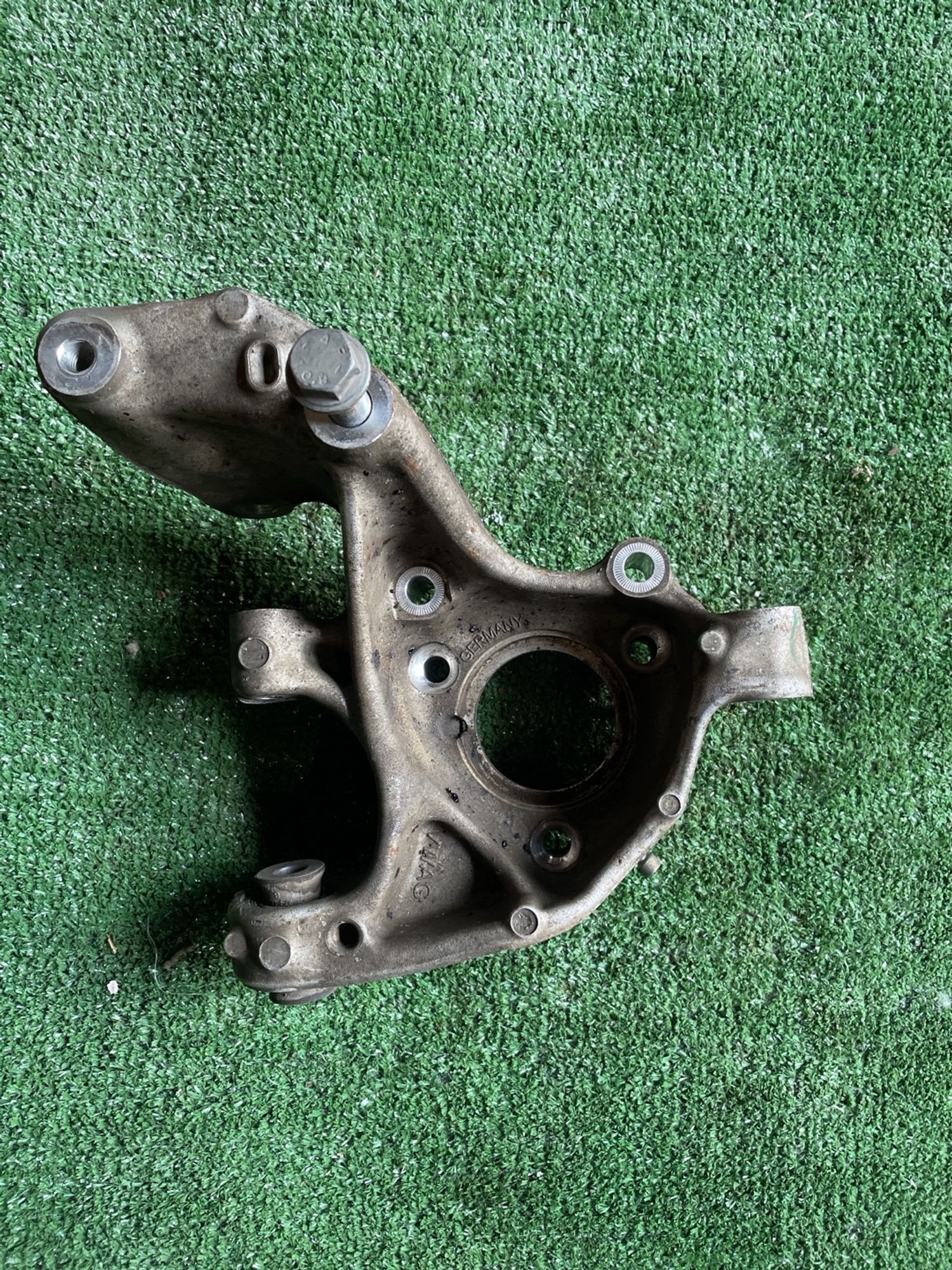 https://gcs.partsauto.market/rn-stockpro.appspot.com/thmbs/userImages/f92b14355489e3b224da6399a17e0798/part/84874fd3-0638-46b1-a7be-026c9668257d_1747039035102.jpg