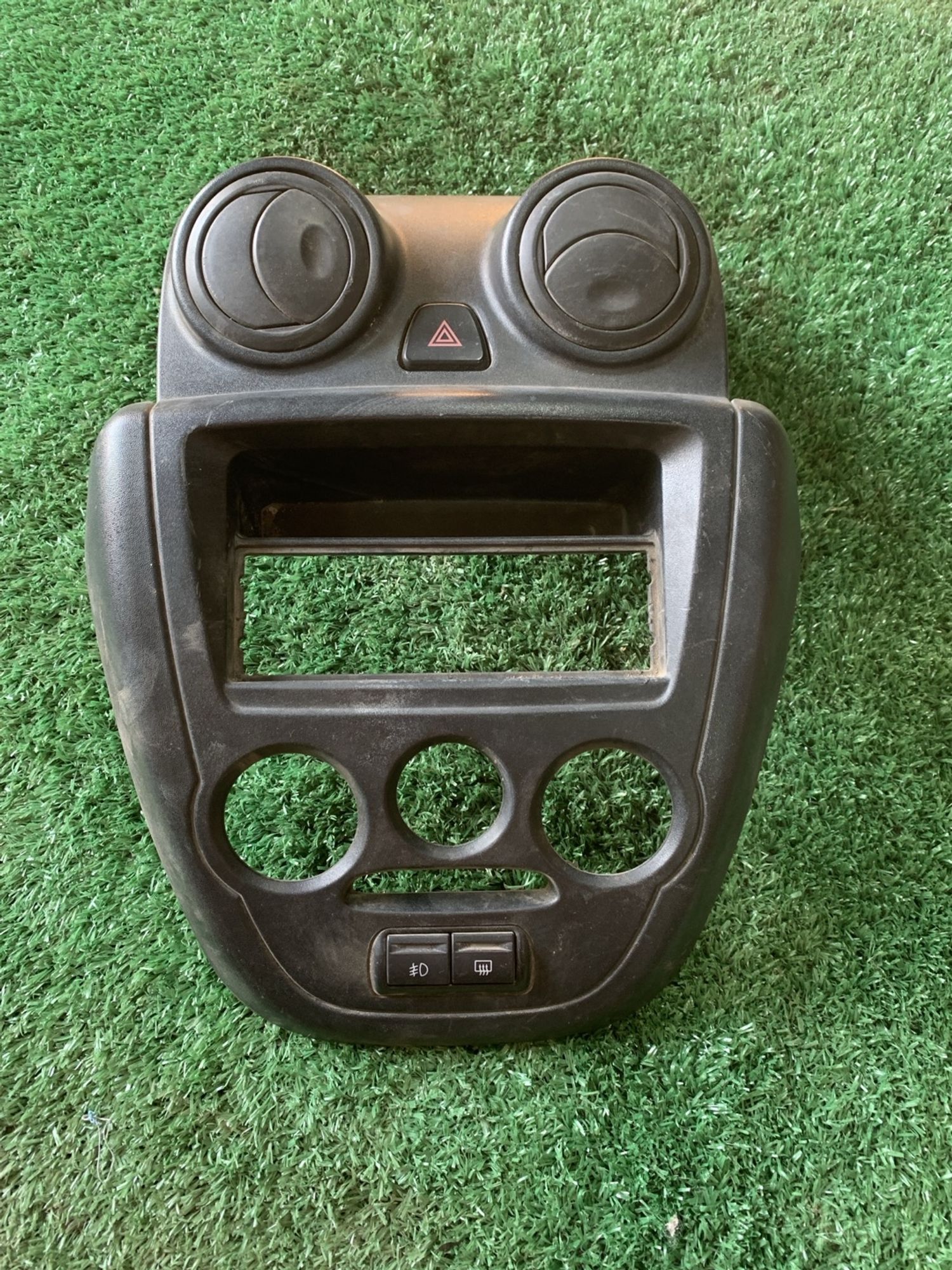 https://gcs.partsauto.market/rn-stockpro.appspot.com/thmbs/userImages/f92b14355489e3b224da6399a17e0798/part/869c2151-0c49-44e6-a526-127f759b55c6_1749648605501.jpg