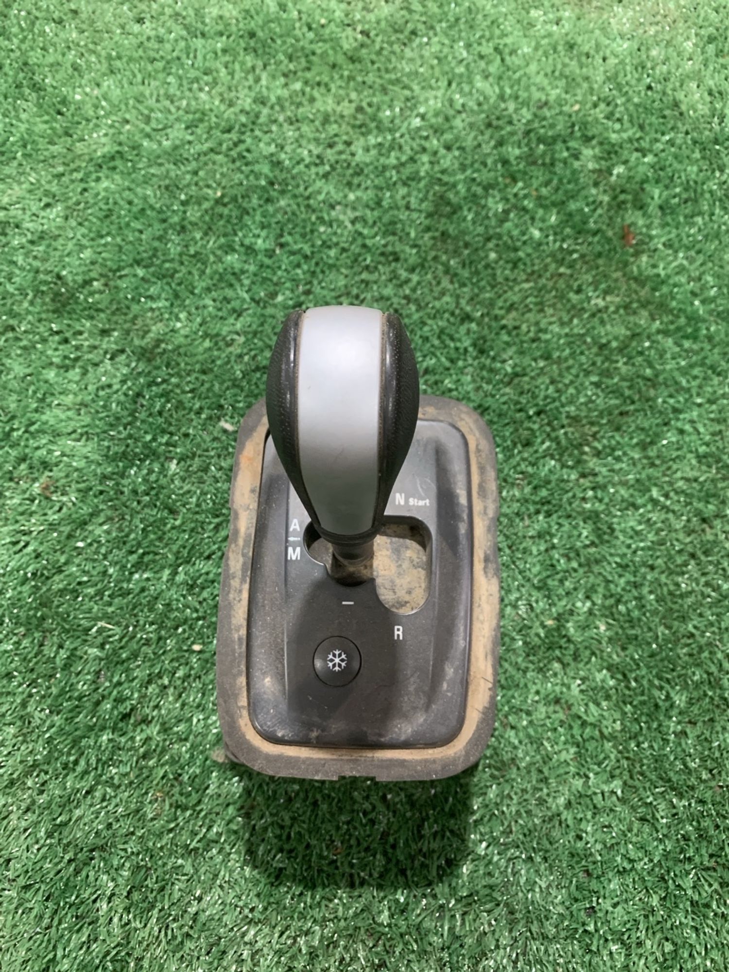 https://gcs.partsauto.market/rn-stockpro.appspot.com/thmbs/userImages/f92b14355489e3b224da6399a17e0798/part/879d9caf-0f81-4519-8a21-9a9d7a91a218_1749042894351.jpg