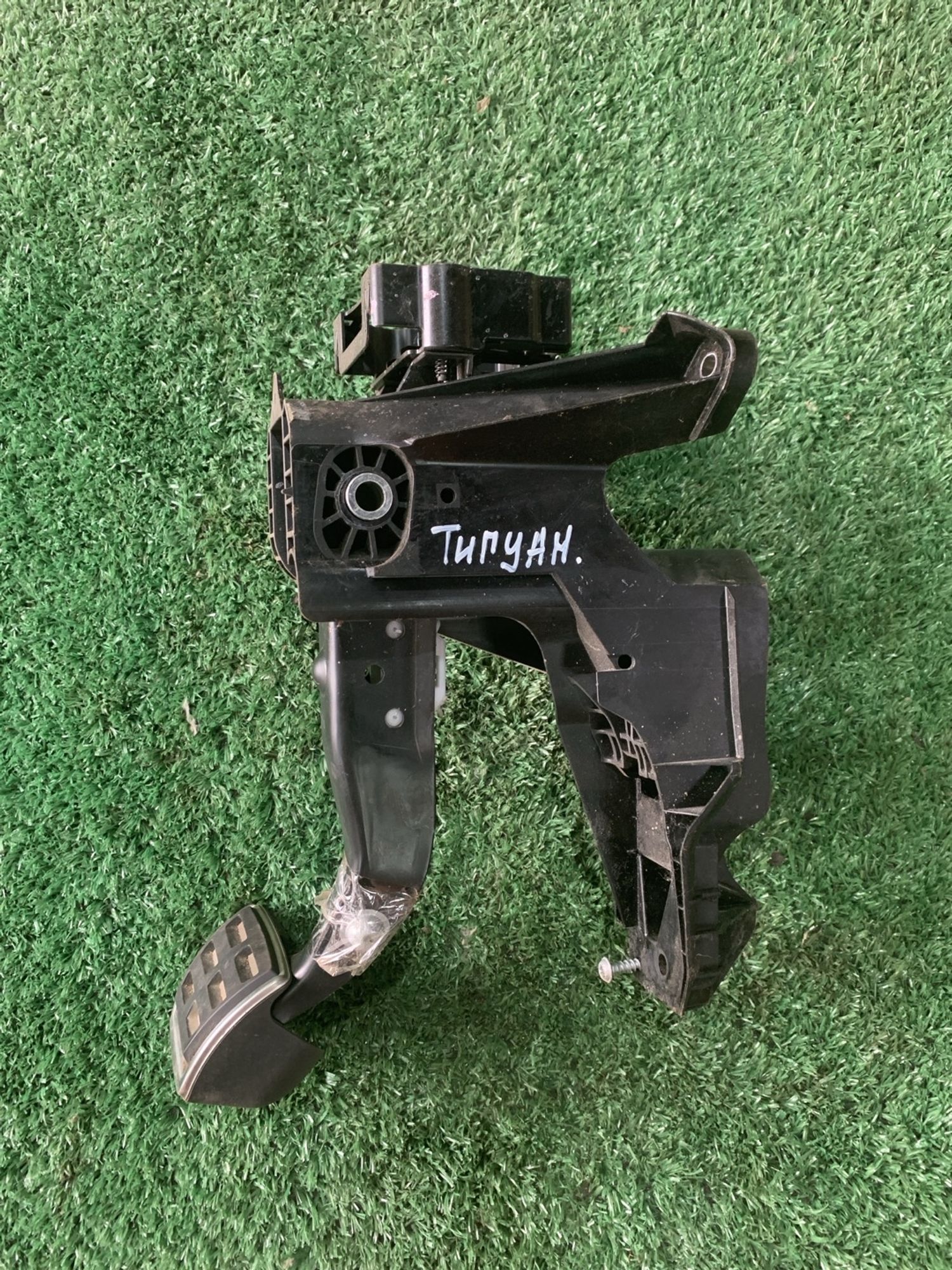 https://gcs.partsauto.market/rn-stockpro.appspot.com/thmbs/userImages/f92b14355489e3b224da6399a17e0798/part/8dd14ef0-f965-46a6-8aa1-0a18bfa466a8_1749712546751.jpg