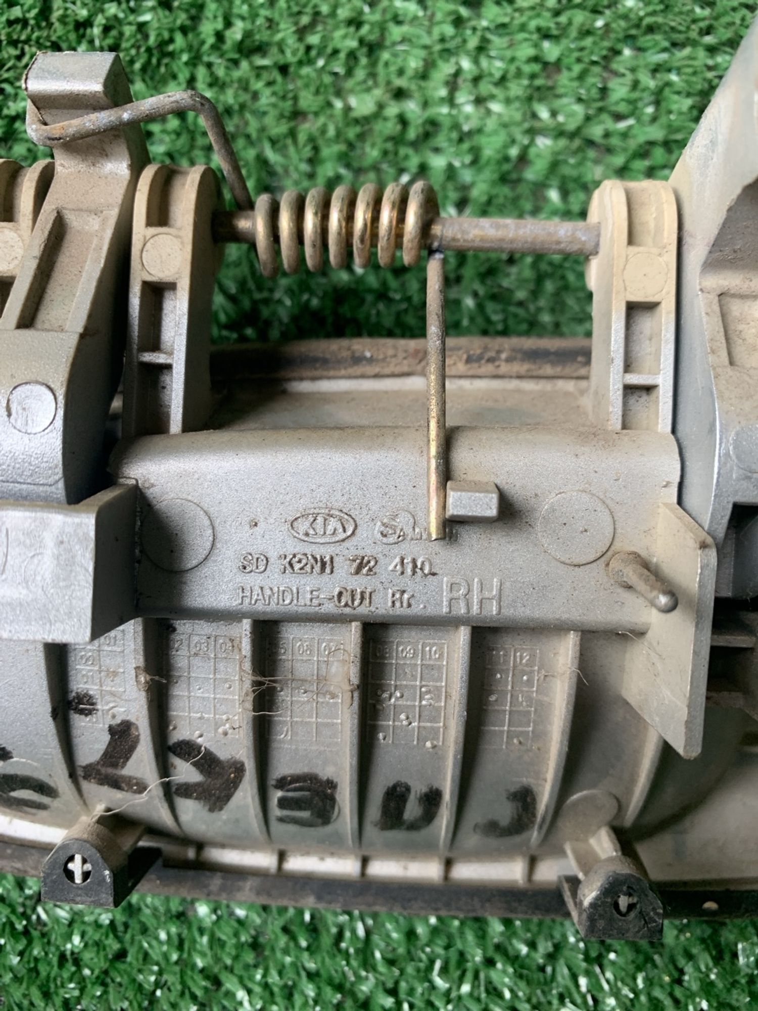 https://gcs.partsauto.market/rn-stockpro.appspot.com/thmbs/userImages/f92b14355489e3b224da6399a17e0798/part/8fb10864-1fb3-4ed7-9e04-ff6bb0467770_1747560479959.jpg