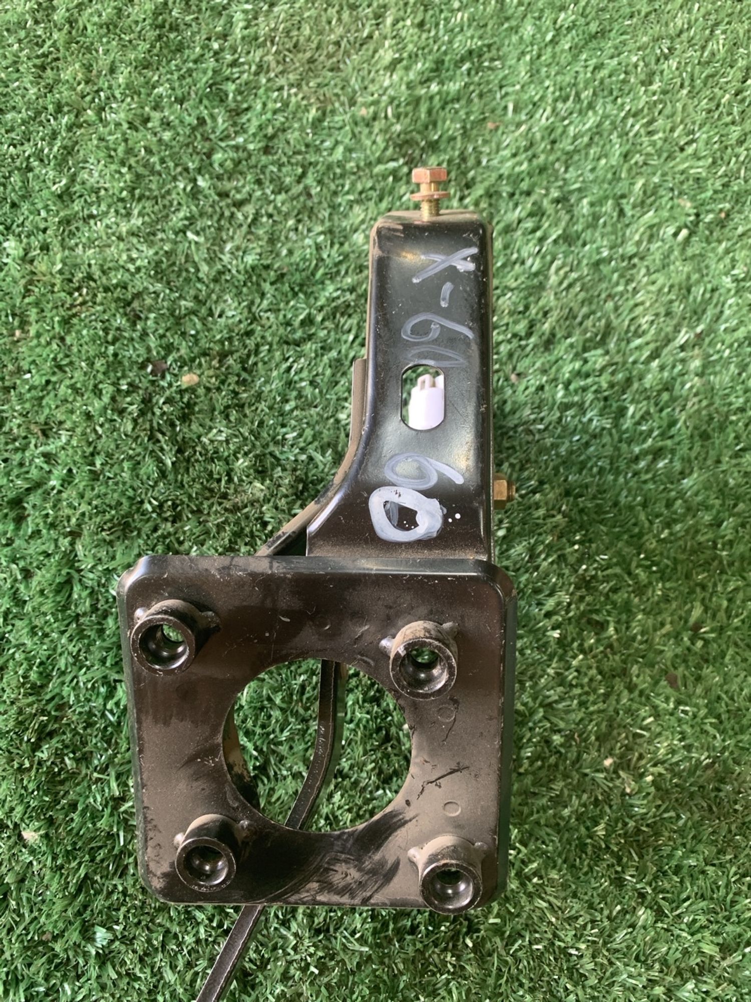https://gcs.partsauto.market/rn-stockpro.appspot.com/thmbs/userImages/f92b14355489e3b224da6399a17e0798/part/8fd47226-5d9e-4103-ab1a-a6e98b91b749_1749711154734.jpg