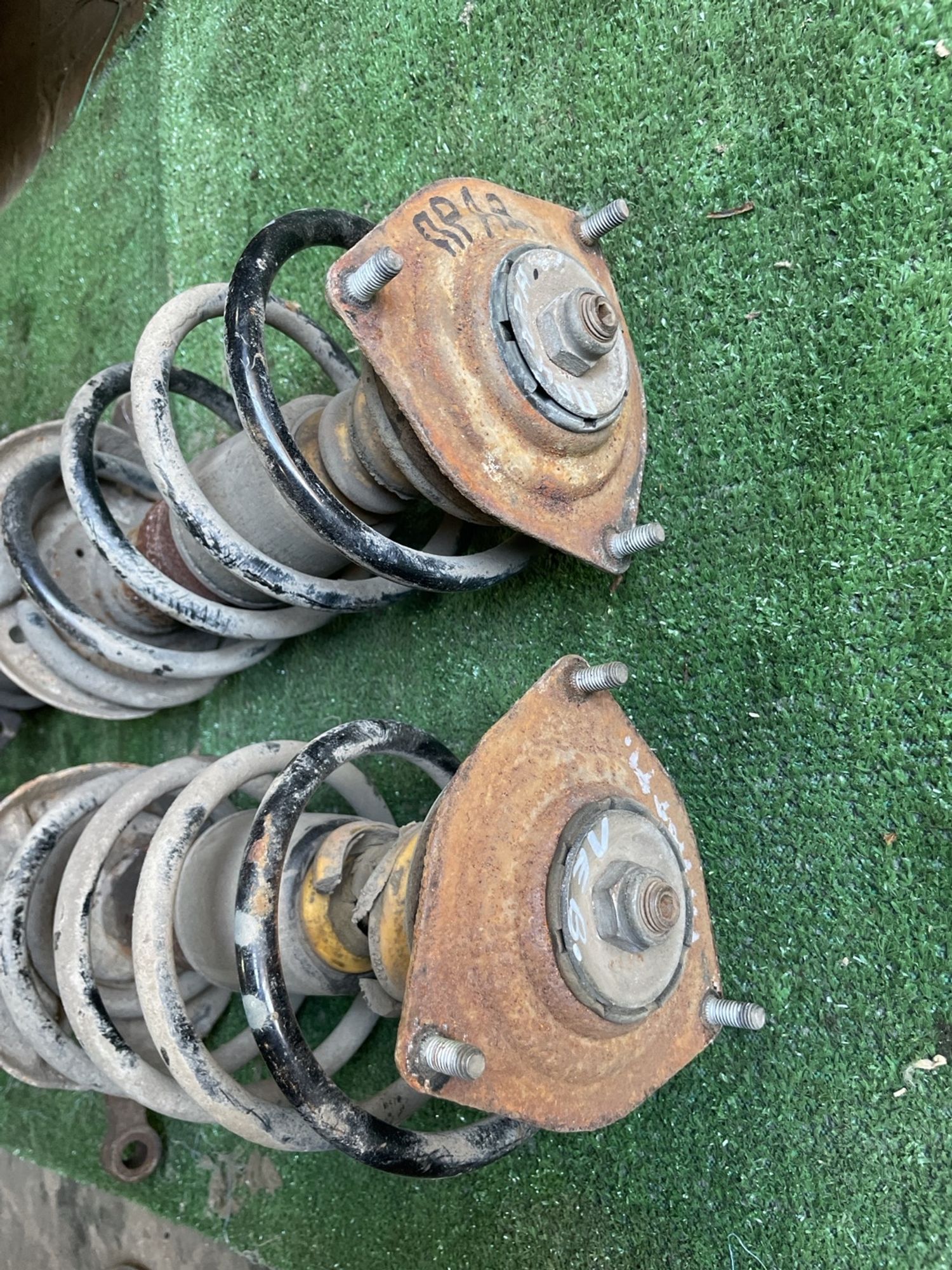 https://gcs.partsauto.market/rn-stockpro.appspot.com/thmbs/userImages/f92b14355489e3b224da6399a17e0798/part/906c4988-f113-47ea-9f58-49a07782f409_1747994614758.jpg