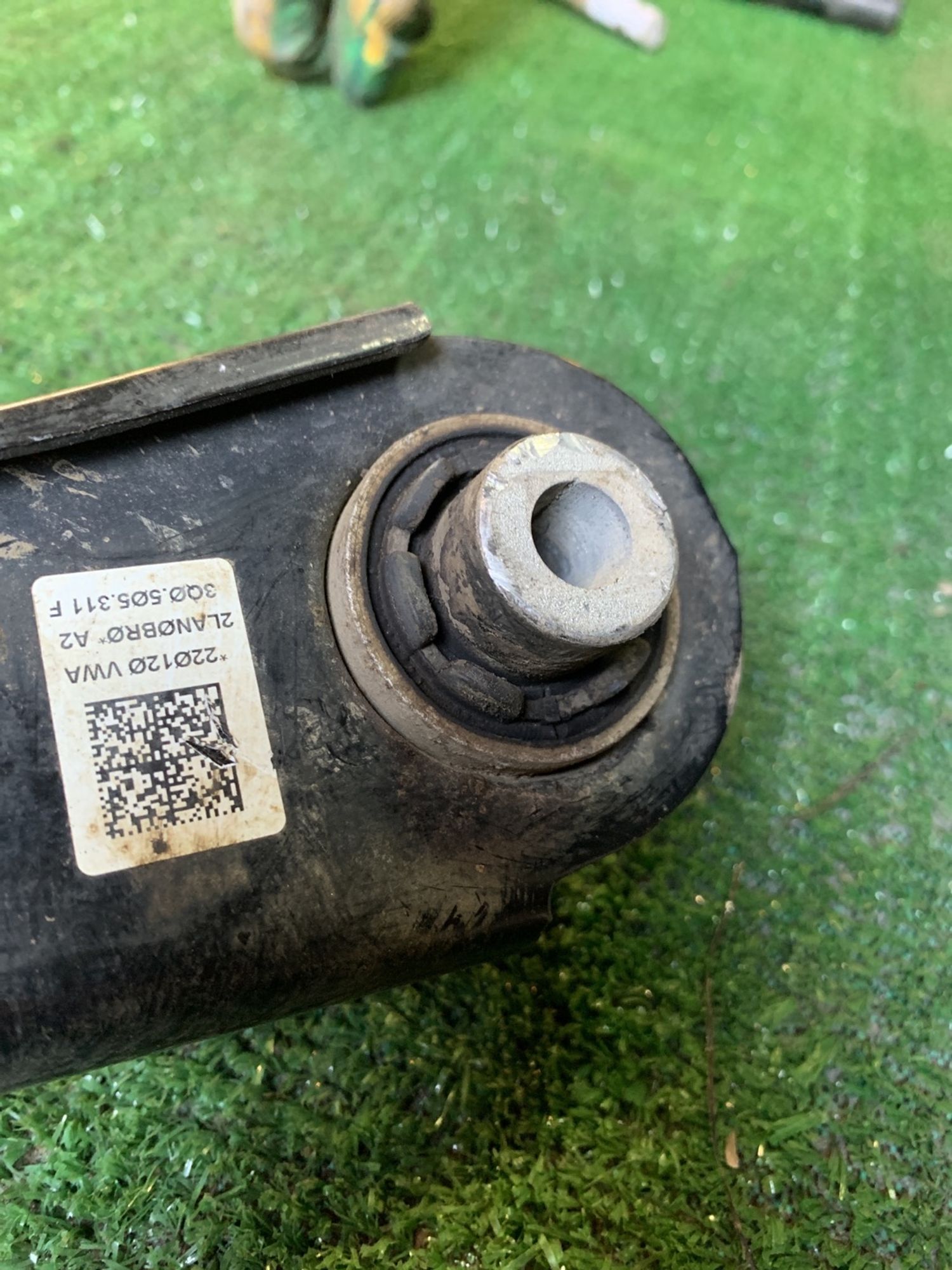 https://gcs.partsauto.market/rn-stockpro.appspot.com/thmbs/userImages/f92b14355489e3b224da6399a17e0798/part/936f174a-90b4-4c33-88ff-759d5d817674_1746366116784.jpg