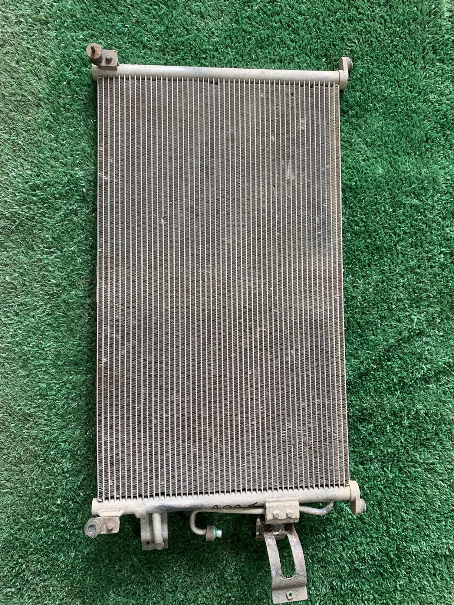 https://gcs.partsauto.market/rn-stockpro.appspot.com/thmbs/userImages/f92b14355489e3b224da6399a17e0798/part/9384612e-f74b-464f-9ffa-9b8ca5f09289_1749027789721.jpg