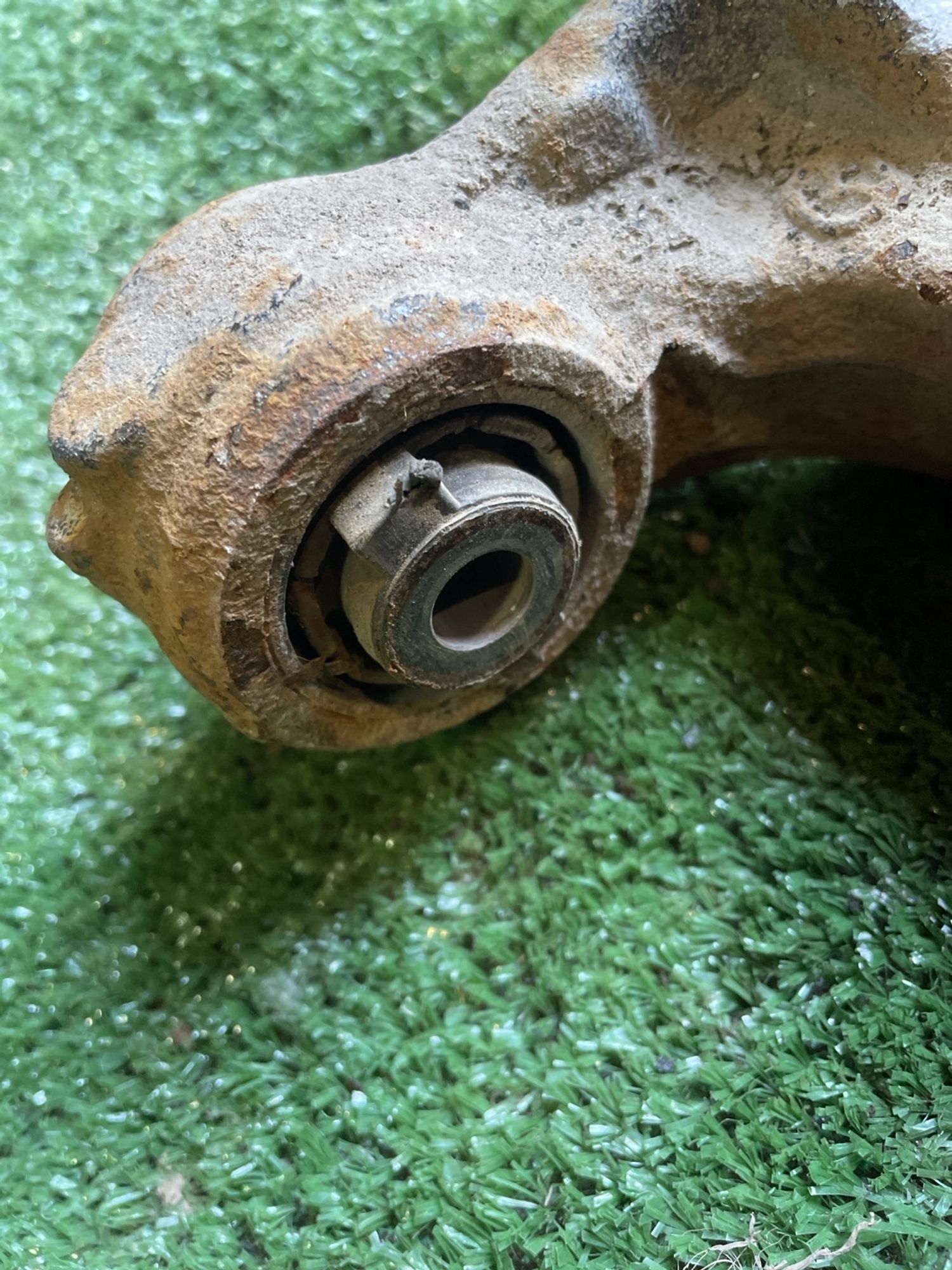 https://gcs.partsauto.market/rn-stockpro.appspot.com/thmbs/userImages/f92b14355489e3b224da6399a17e0798/part/969e85b6-8ec6-4dfb-91f2-c6bb3cc89693_1747048036353.jpg