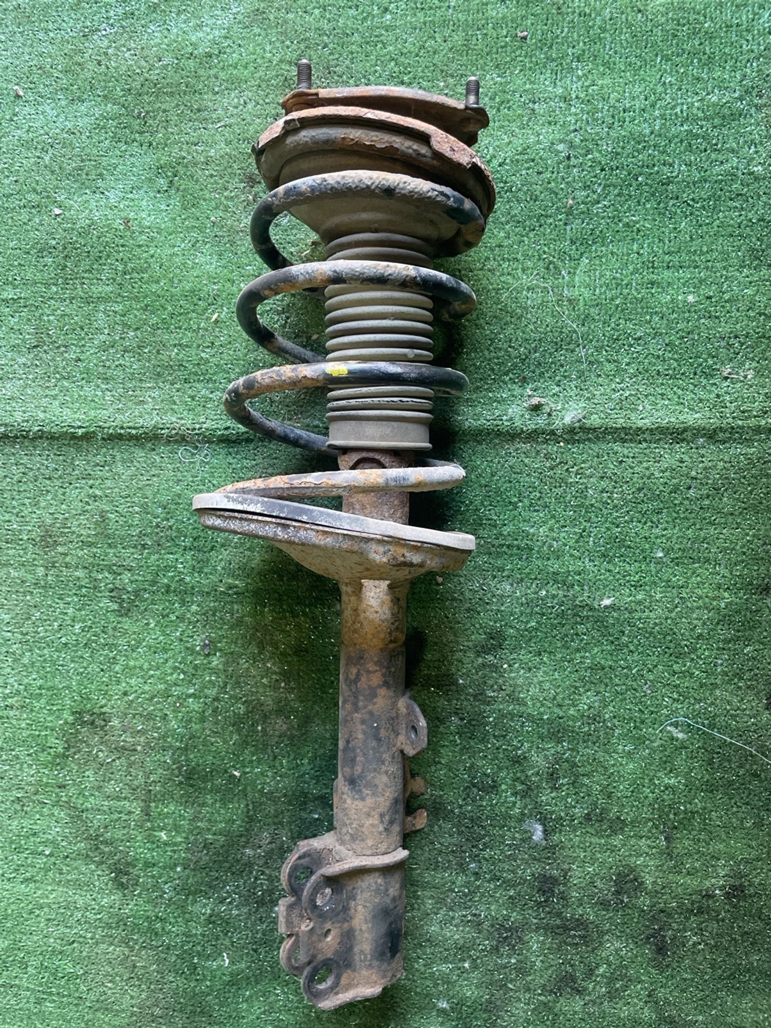 https://gcs.partsauto.market/rn-stockpro.appspot.com/thmbs/userImages/f92b14355489e3b224da6399a17e0798/part/9830304e-853c-4860-bf3e-d21c8880ab74_1747990253811.jpg